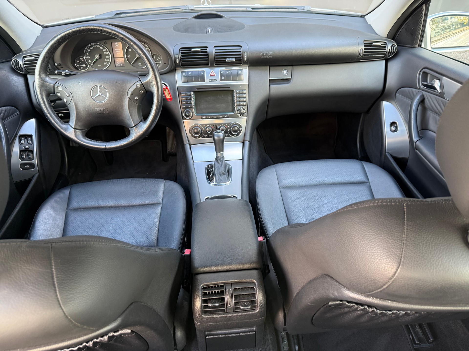 MERCEDES-BENZ C 280 Avantgarde 4Matic Automatic-image-3