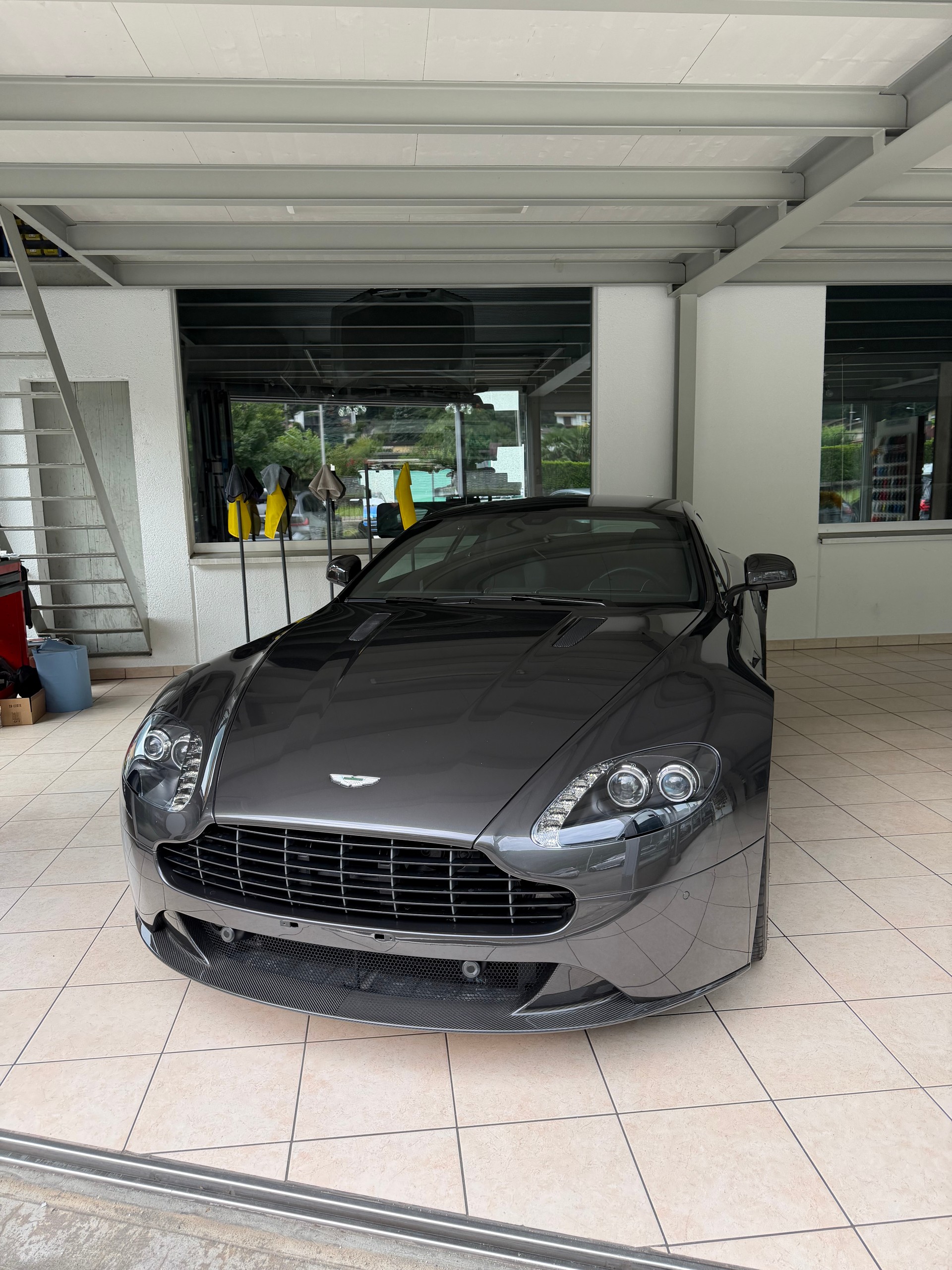ASTON MARTIN V8 Vantage 4.7 S Sportshift
