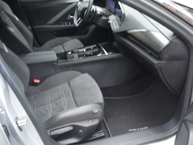 OPEL Astra 1.6 PHEV Turbo Swiss A-image-18