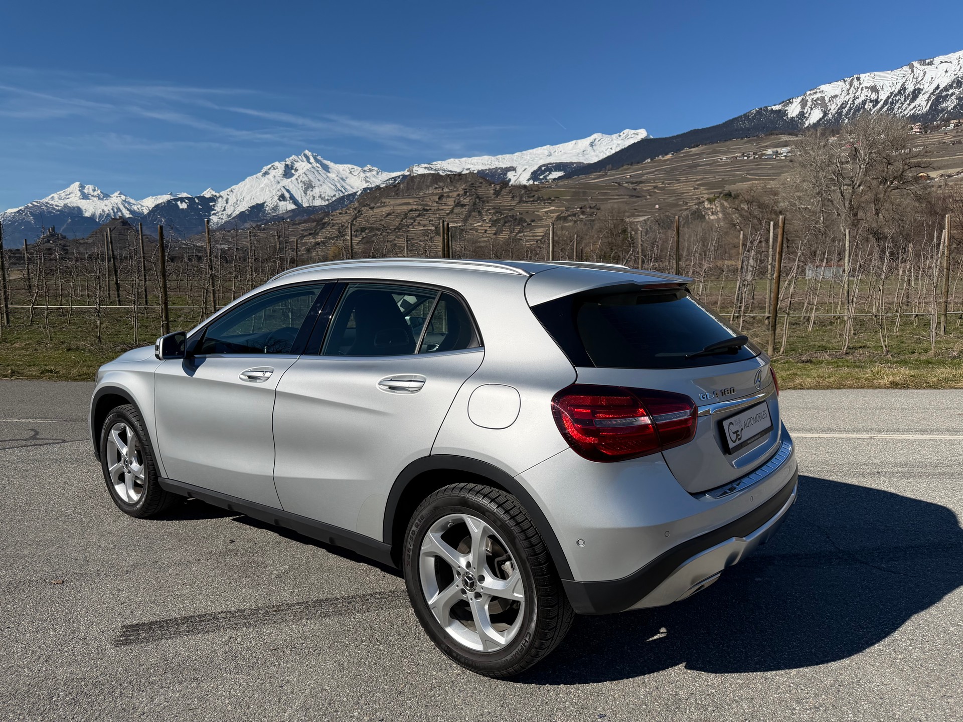MERCEDES-BENZ GLA 180 Urban 7G-Tronic-image-10