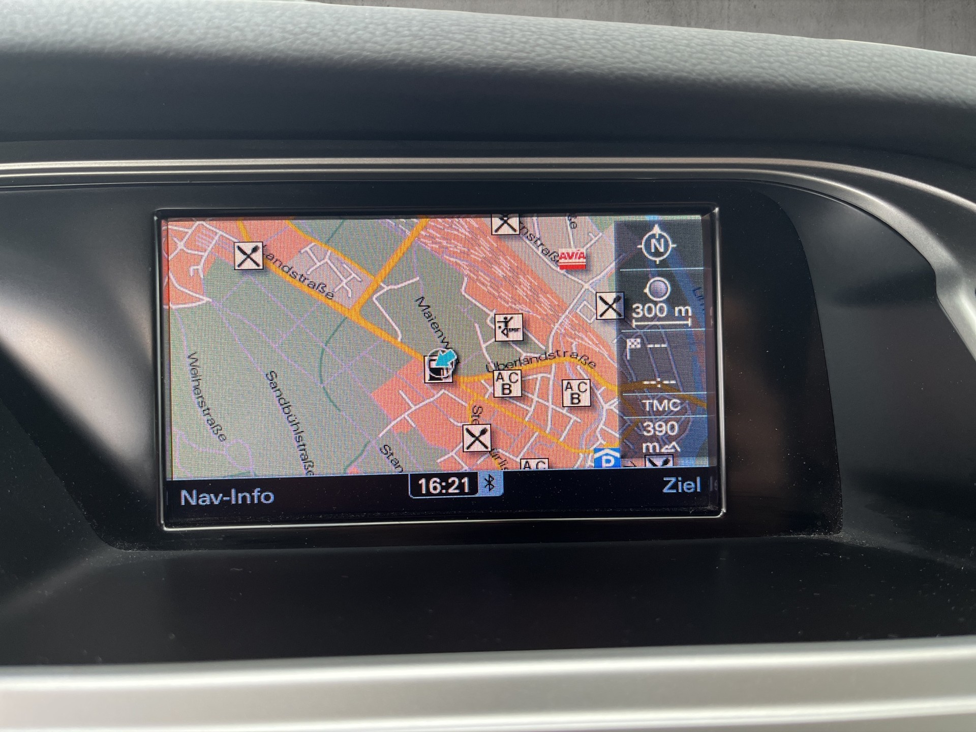 AUDI A4 Avant 1.8 TFSI multitronic-image-14