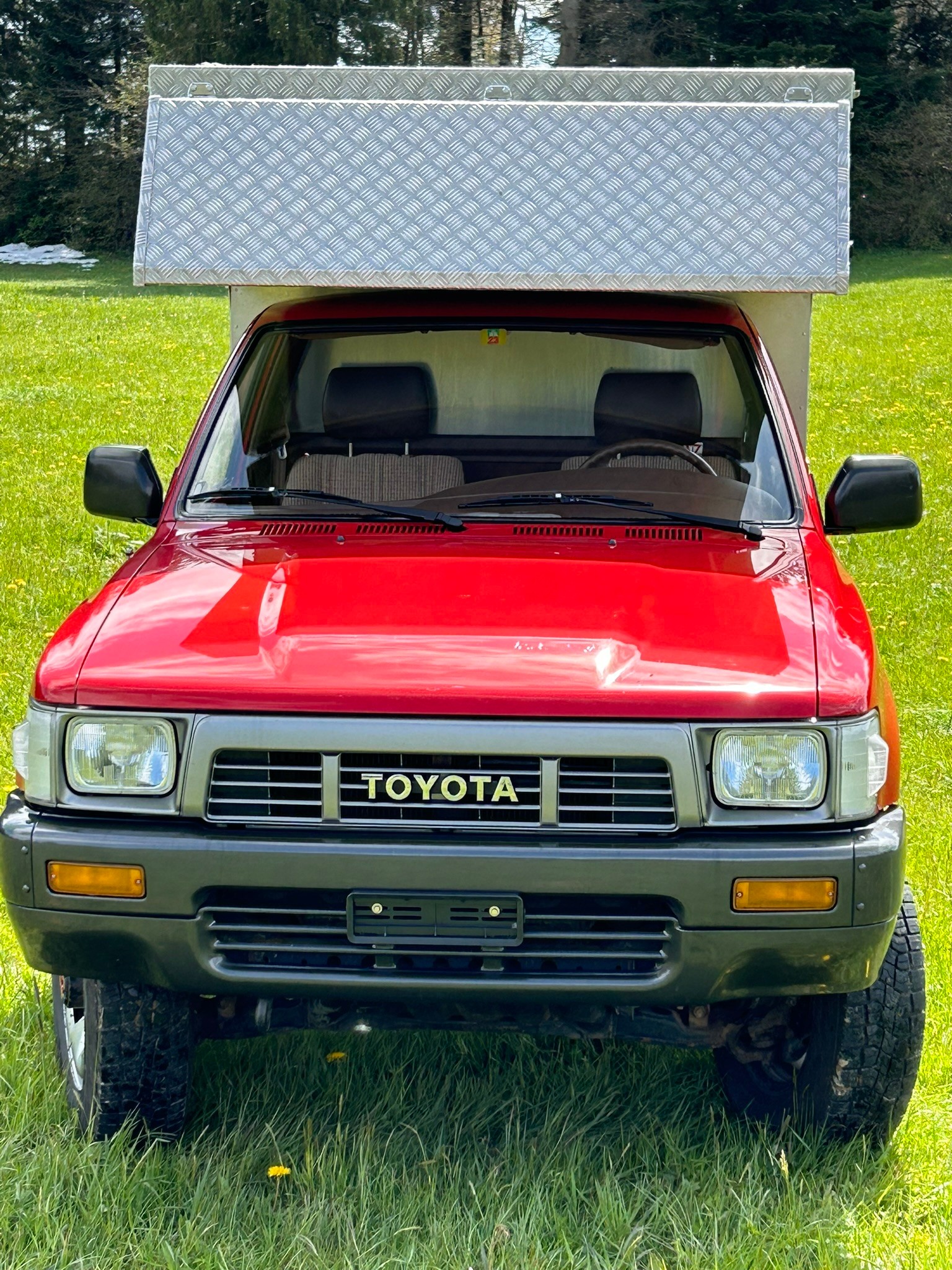 TOYOTA Hilux 4x4 Camper-image-9