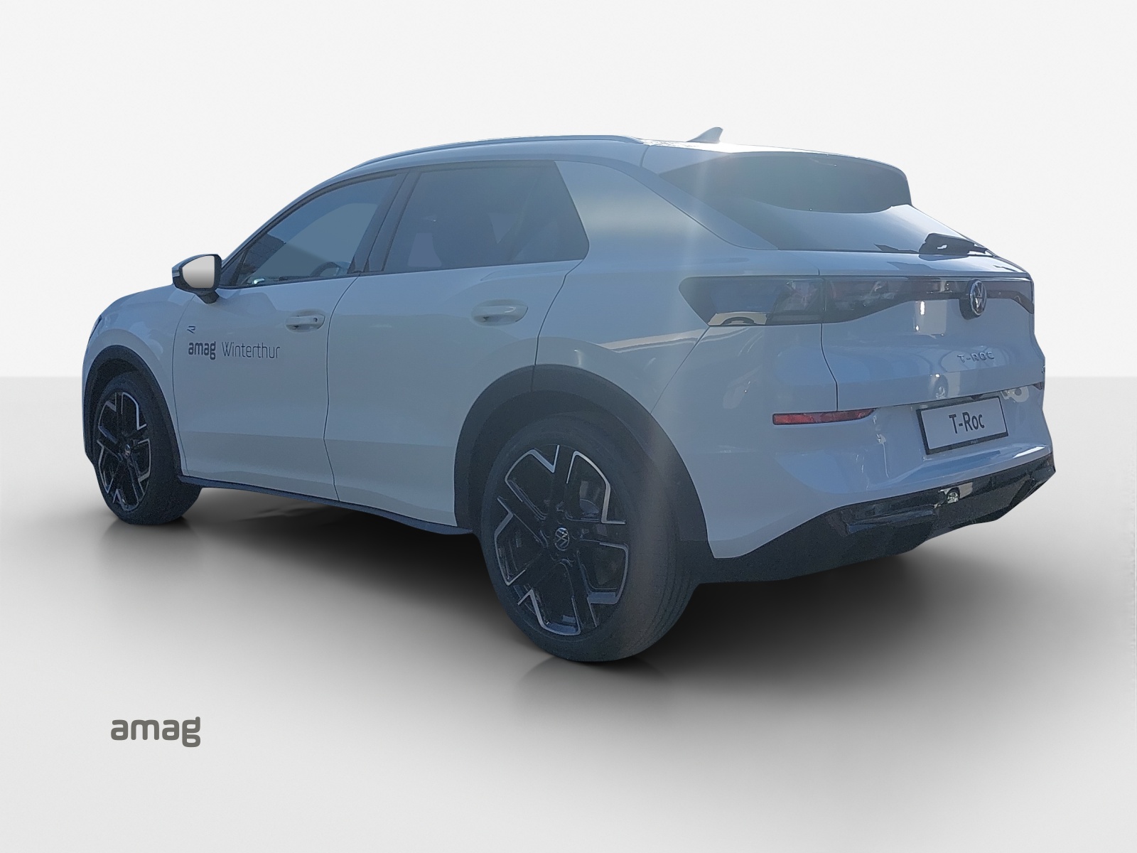VW T-Roc 1.5 eTSI mHEV R-Line DSG-showroom-element-2