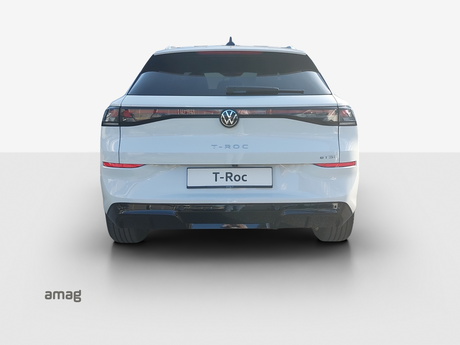 VW T-Roc 1.5 eTSI mHEV R-Line DSG-showroom-element-3