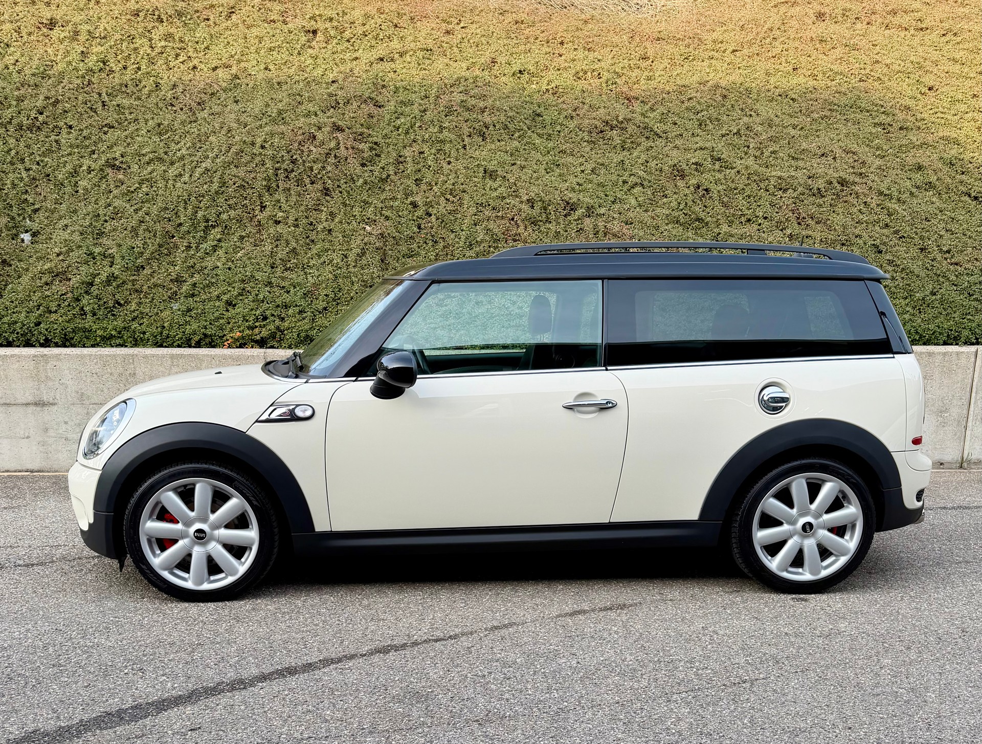 MINI Clubman Cooper S-image-2