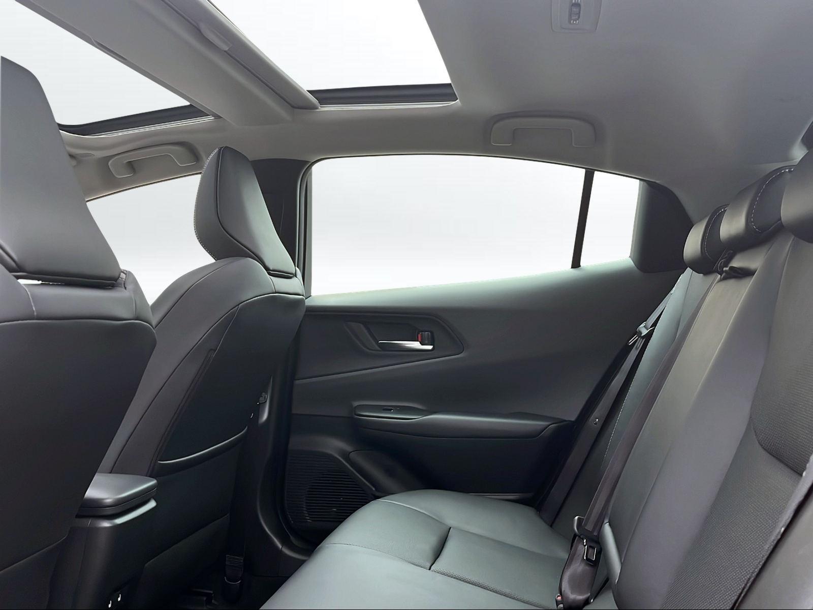 TOYOTA Prius 2,0 VVT-i Plug-in Hybrid Premium-image-13