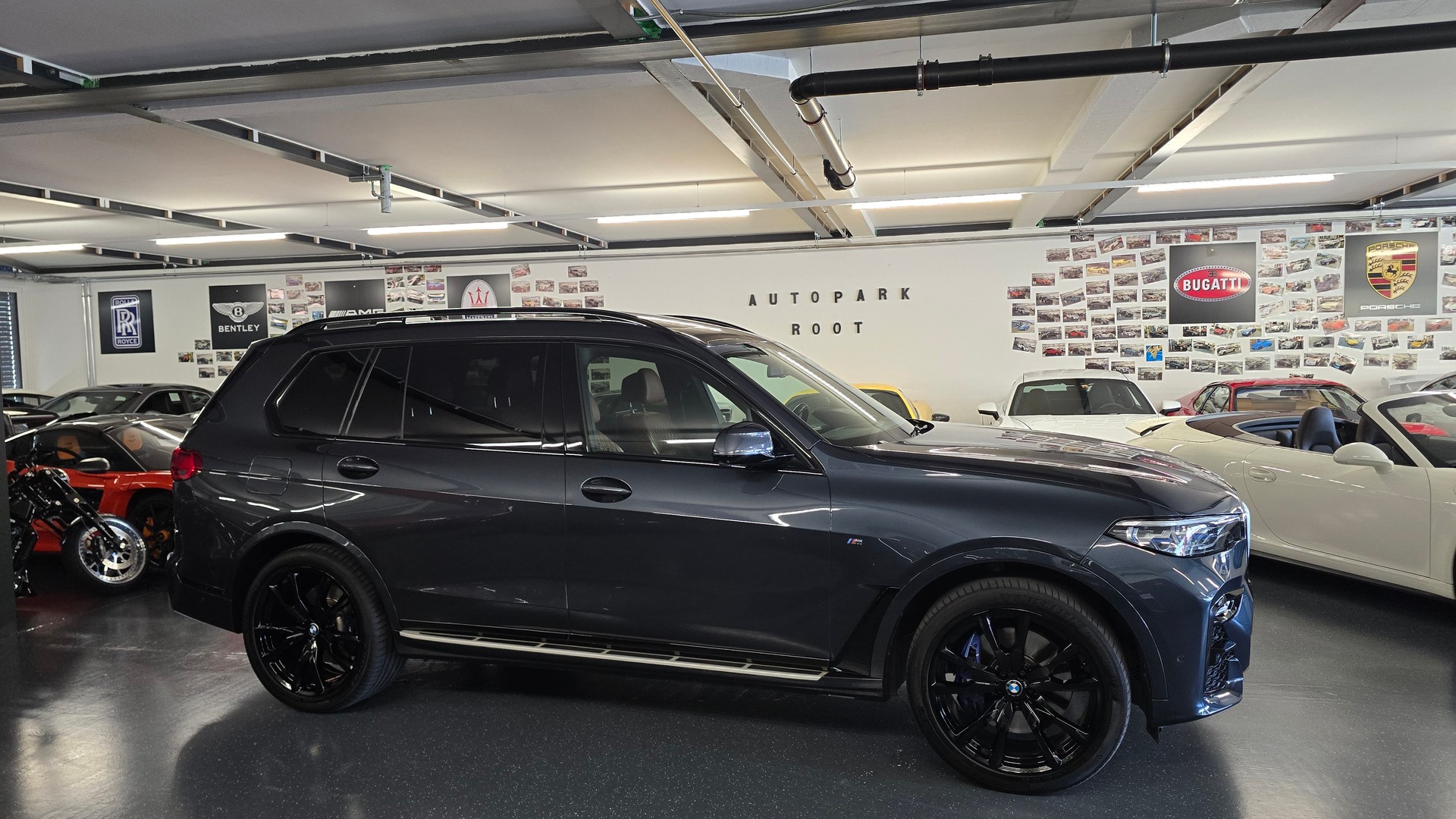 BMW X7 xDrive 40i Steptronic M Sport-showroom-element-2