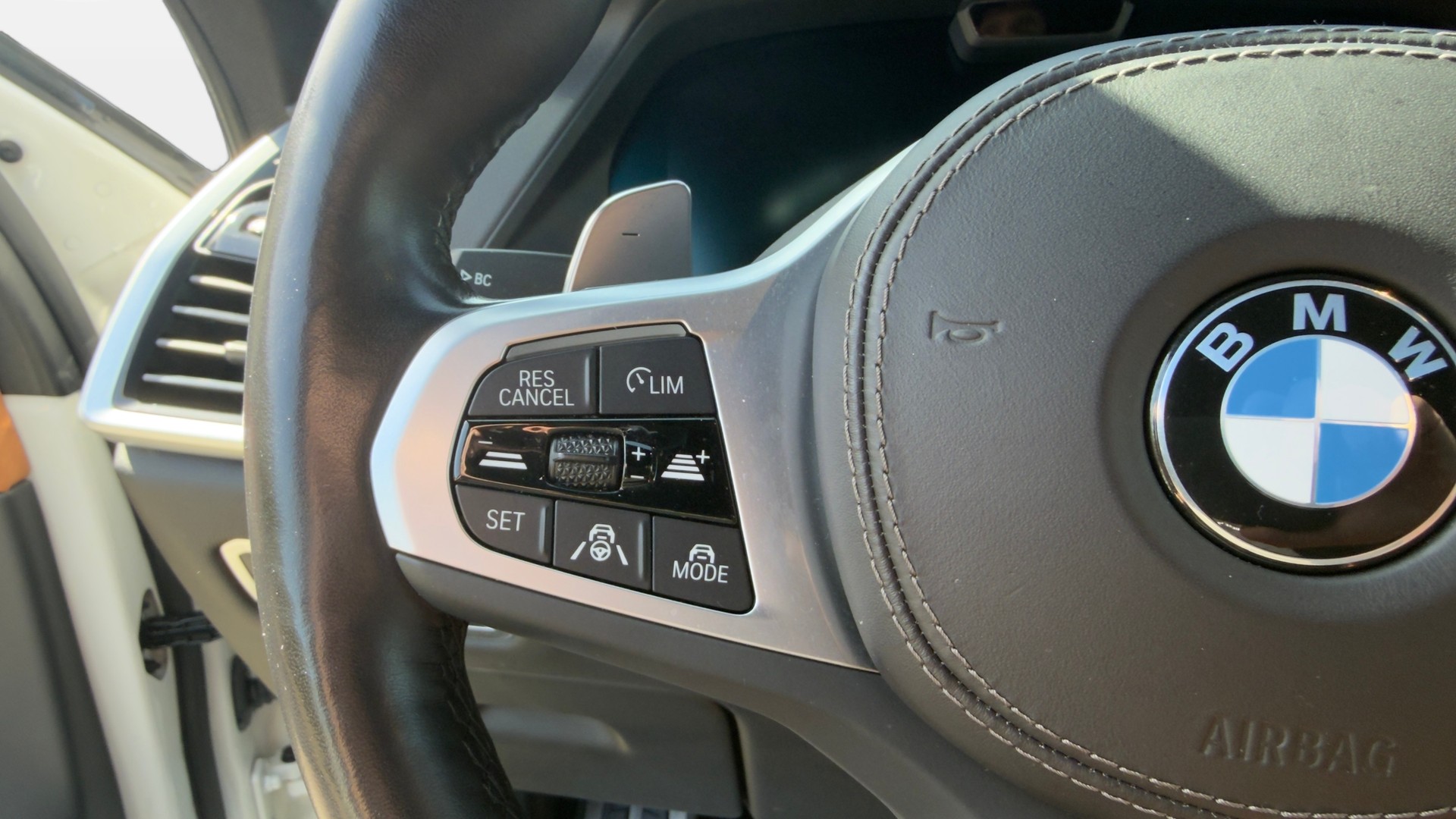 BMW X6 xDrive 48V 30d M Sport Steptronic-image-10