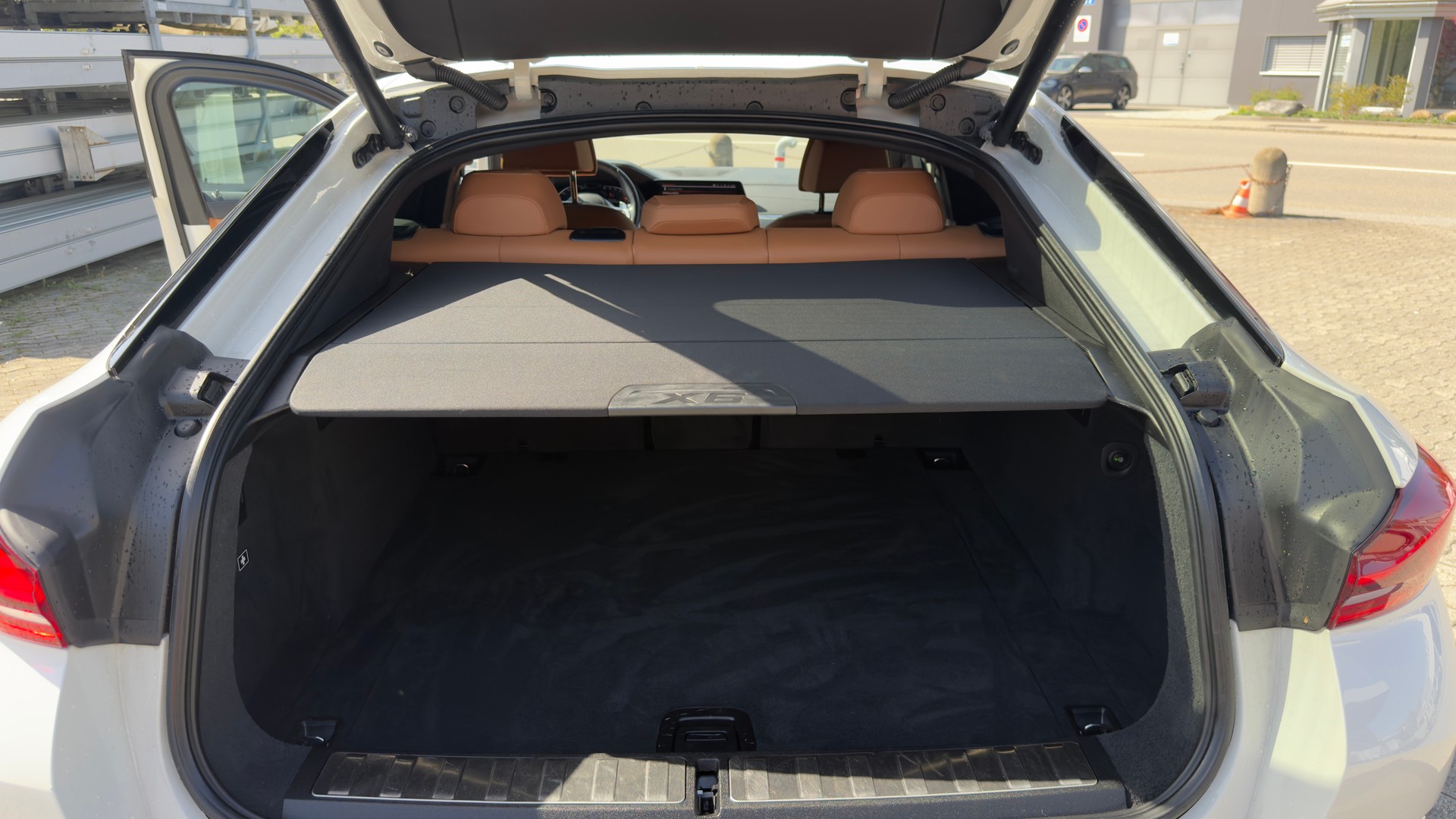 BMW X6 xDrive 48V 30d M Sport Steptronic-image-18
