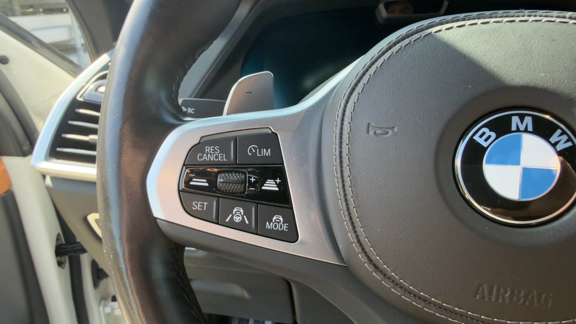 BMW X6 xDrive 48V 30d M Sport Steptronic-image-10