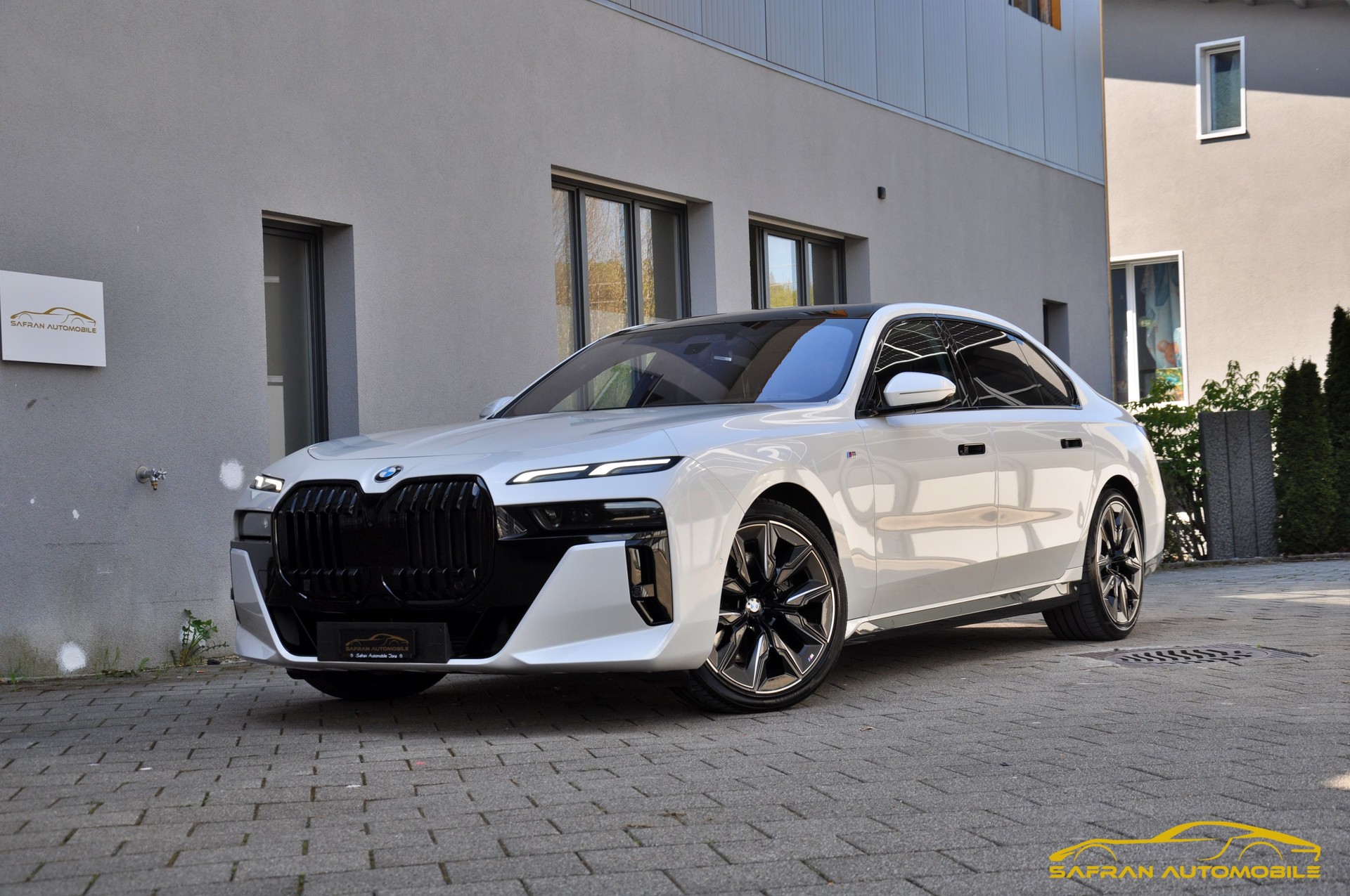 BMW 740d xDrive 48V M Sport Pro Steptronic