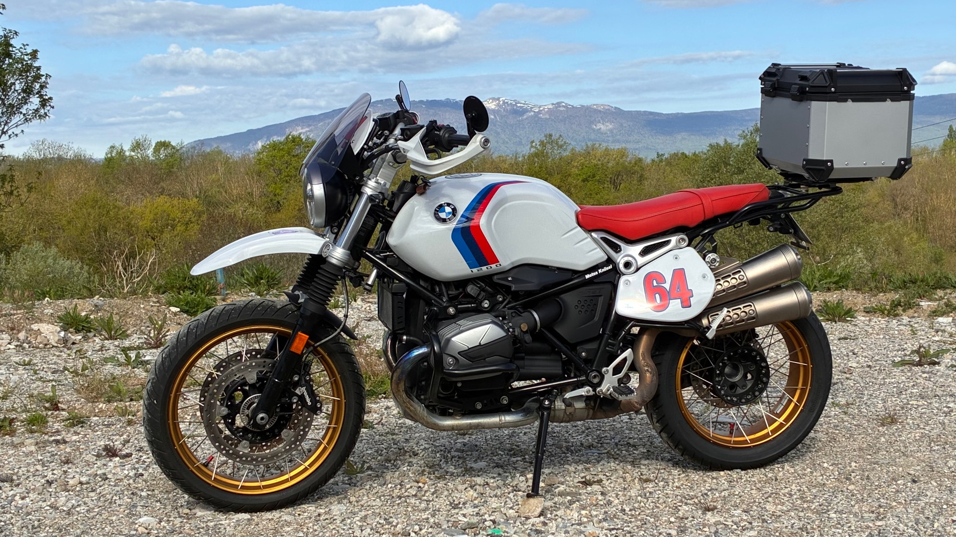 BMW Urban GS-image-1