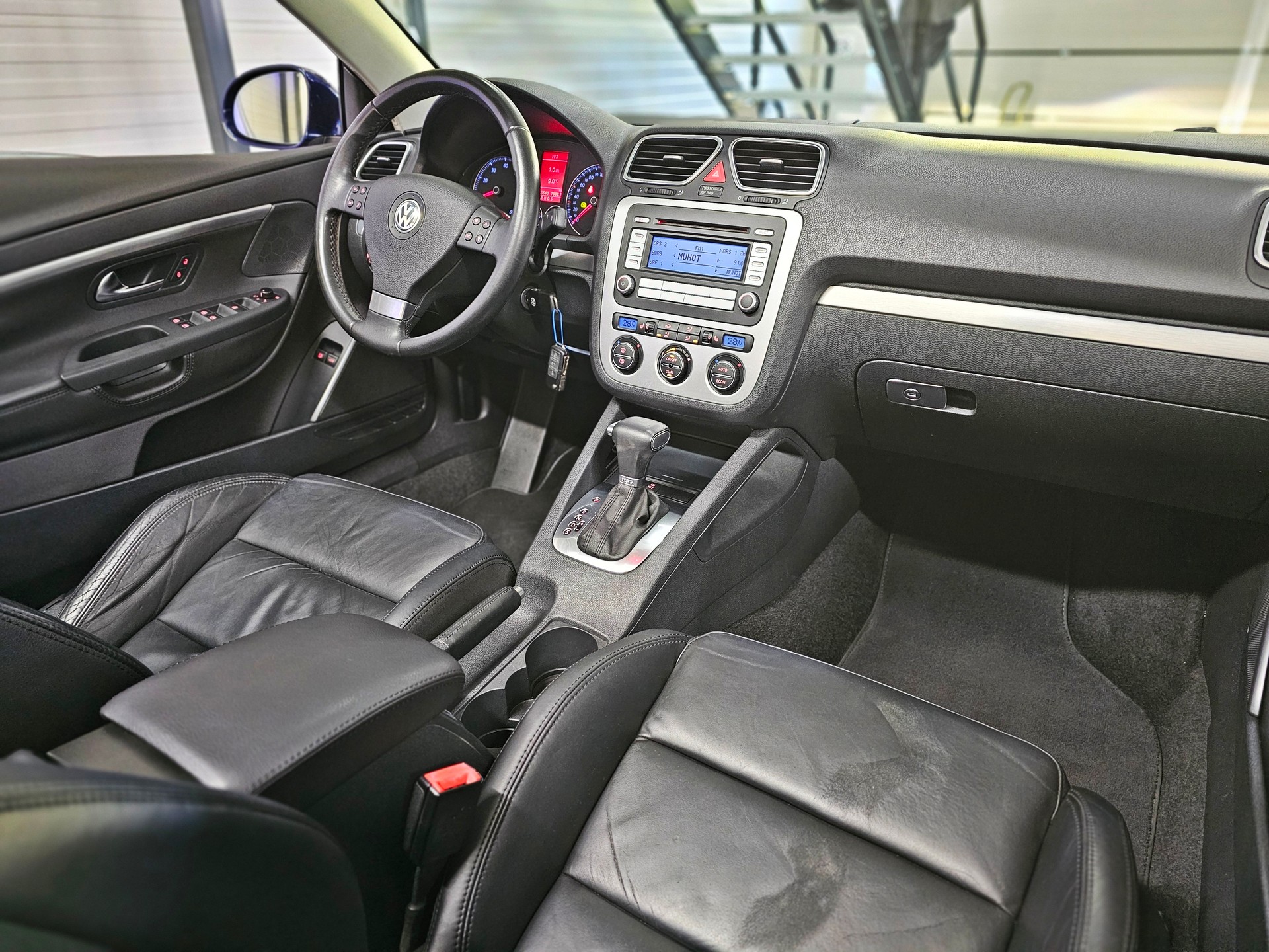 VW Eos 2.0 FSI Turbo-image-18