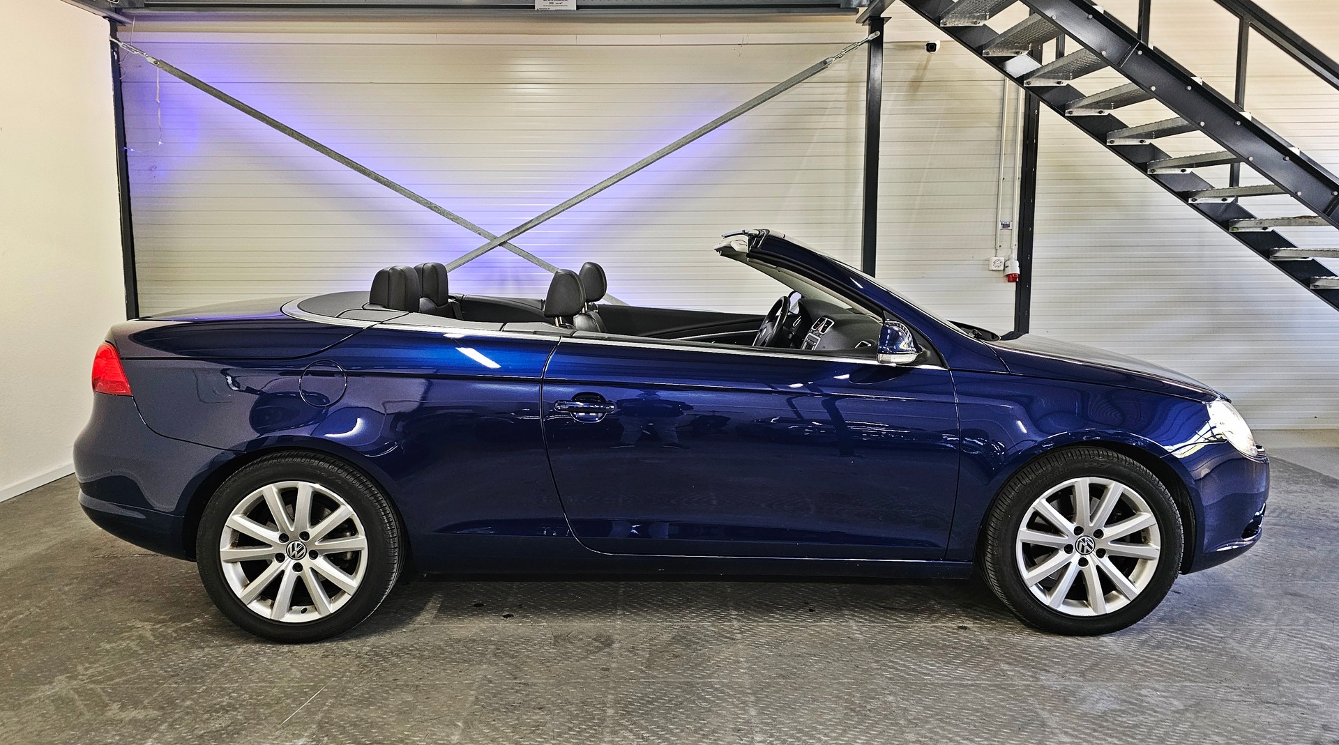 VW Eos 2.0 FSI Turbo-showroom-element-2