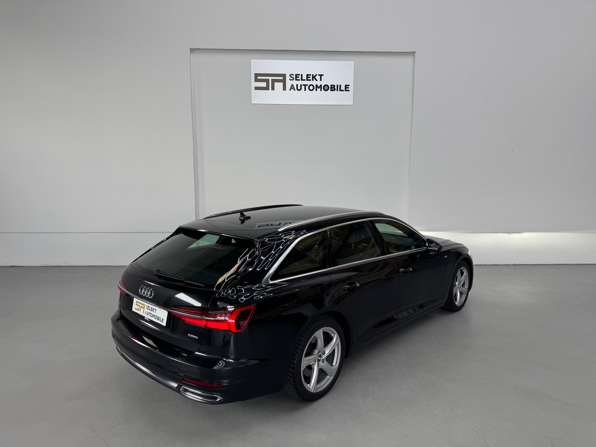 AUDI A6 Avant 45 TDI Sport quattro tiptronic | S-Line-image-5