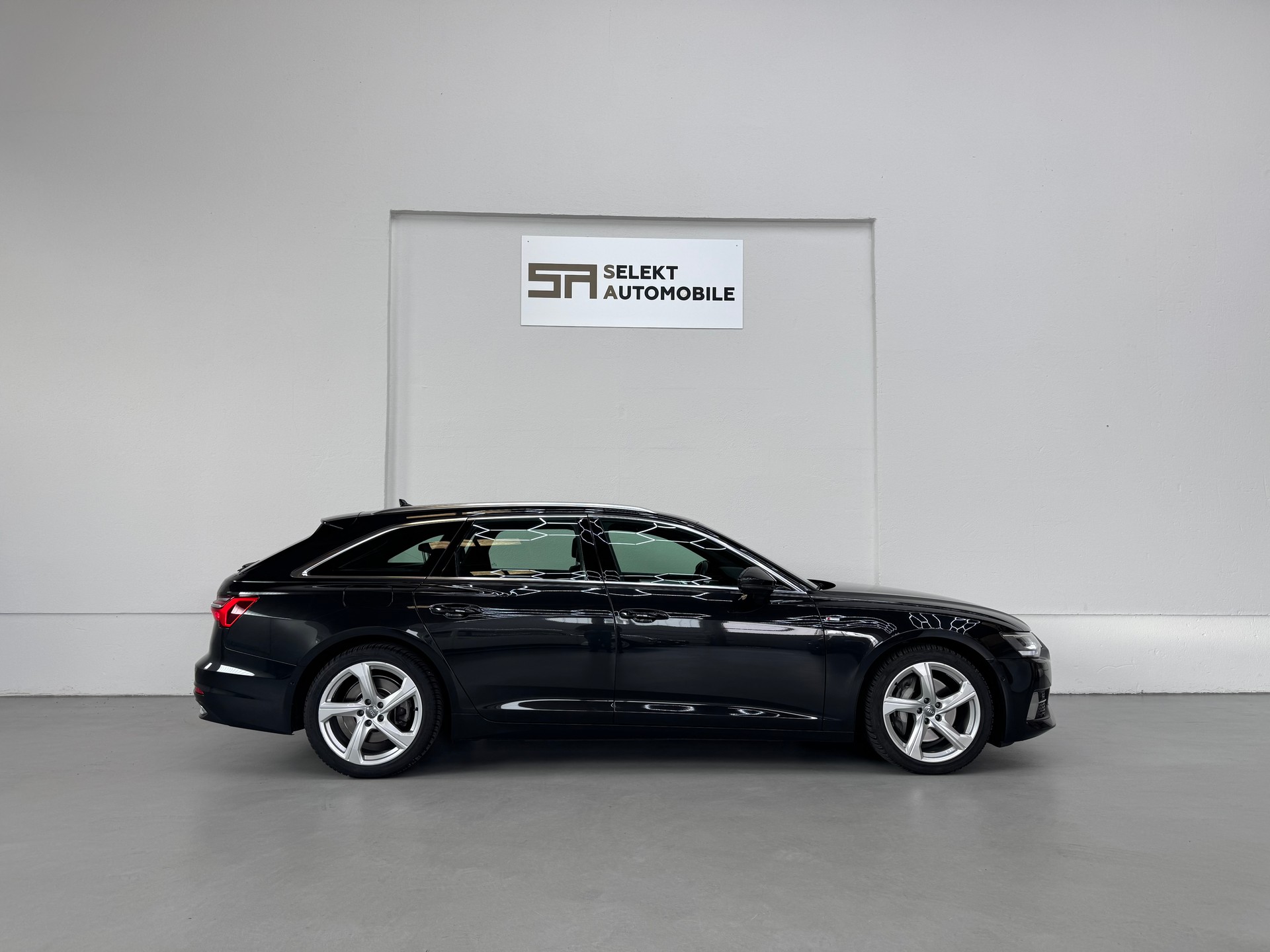 AUDI A6 Avant 45 TDI Sport quattro tiptronic | S-Line-image-6