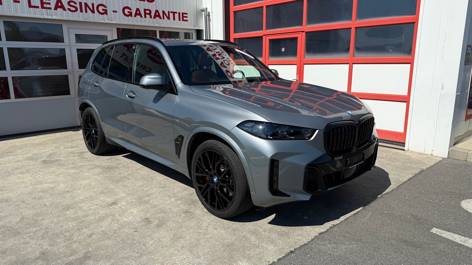 BMW X5 xDrive 50e M Sport Pro Steptronic-image-2