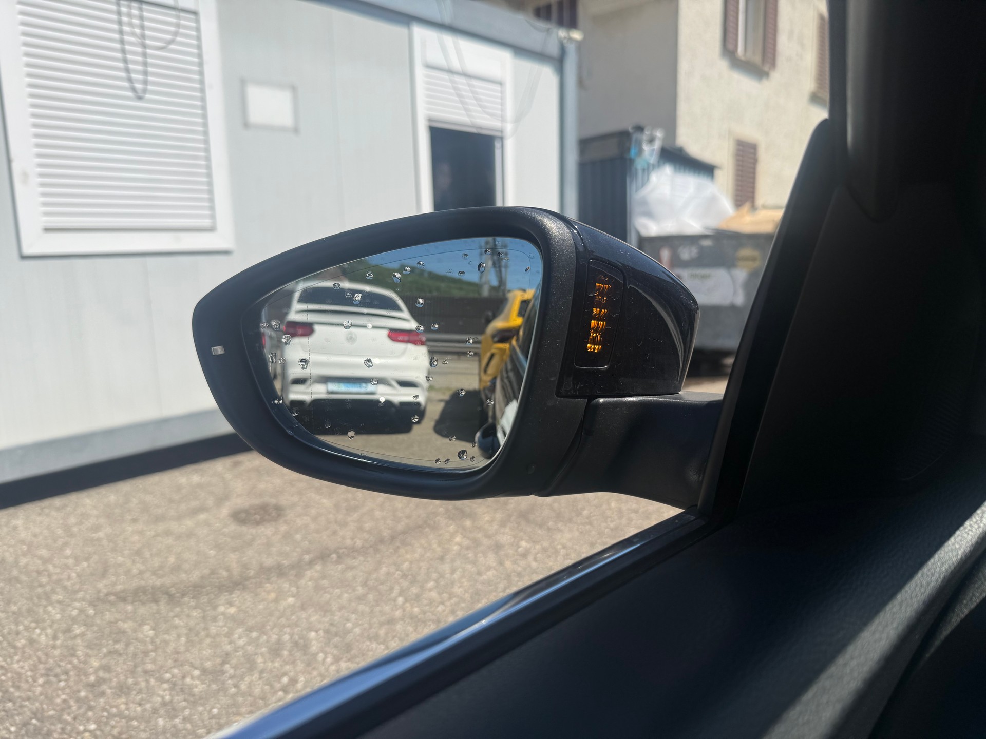 VW Passat Variant 2.0 TSI Highline DSG-image-12