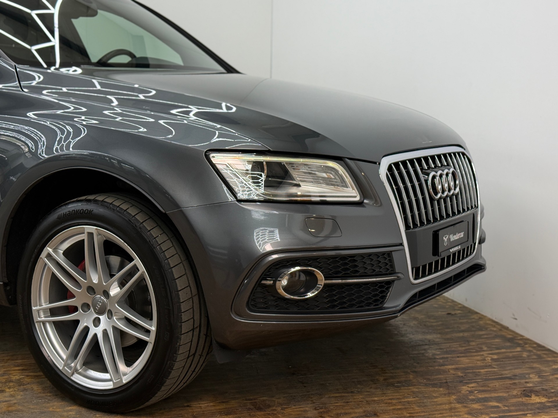 AUDI Q5 2.0 TFSI S-Line quattro tiptronic-showroom-element-1