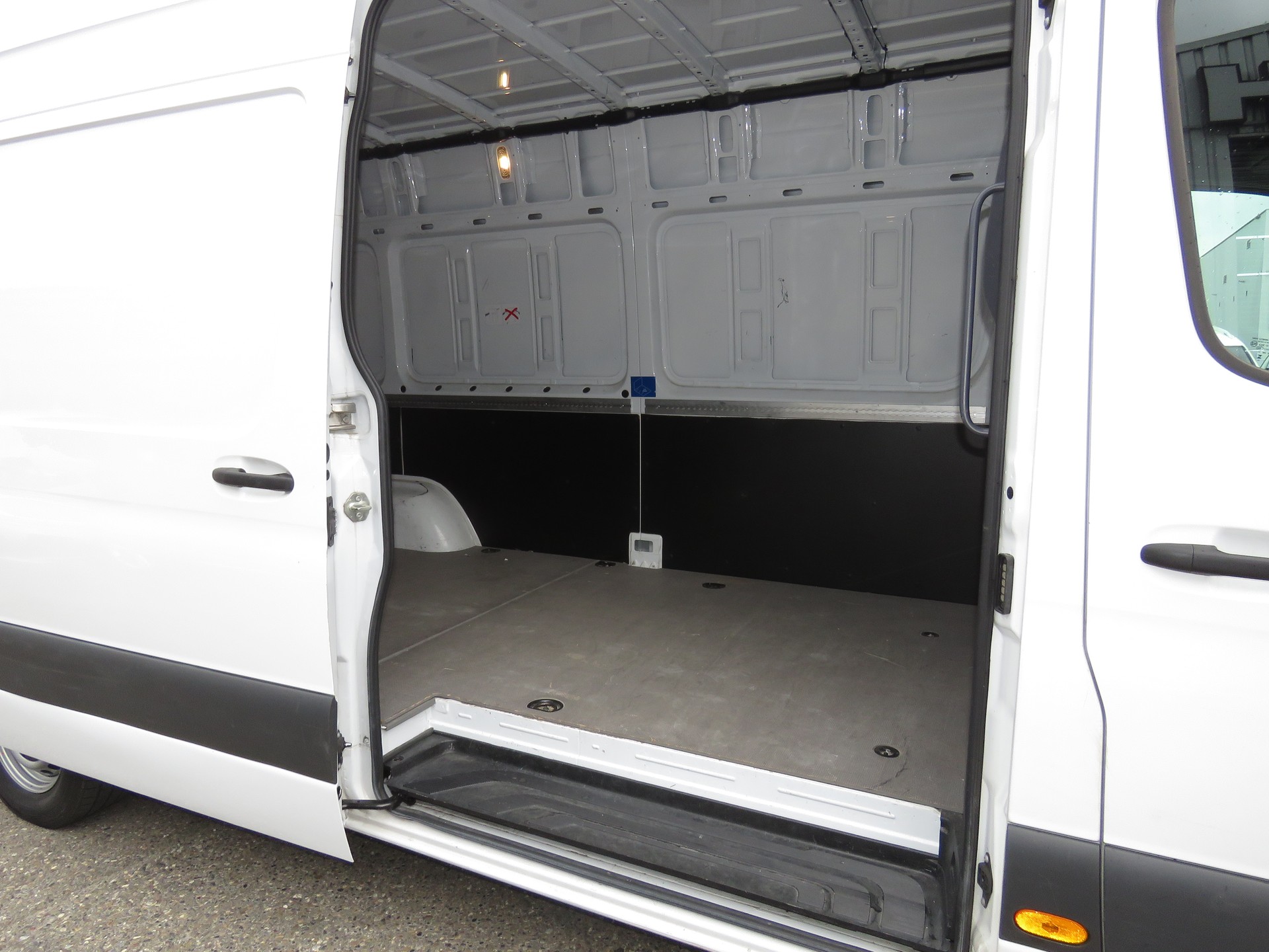 MERCEDES-BENZ Sprinter 315 CDI Lang 9G-TRONIC-image-10