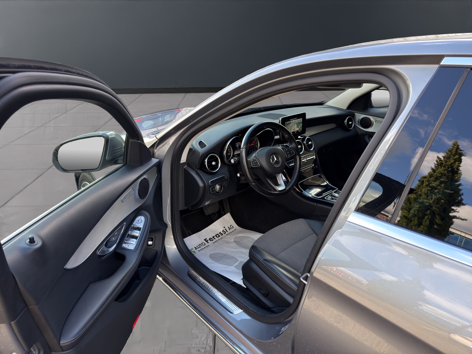 MERCEDES-BENZ C 200 Avantgarde 4Matic 7G-Tronic-image-23