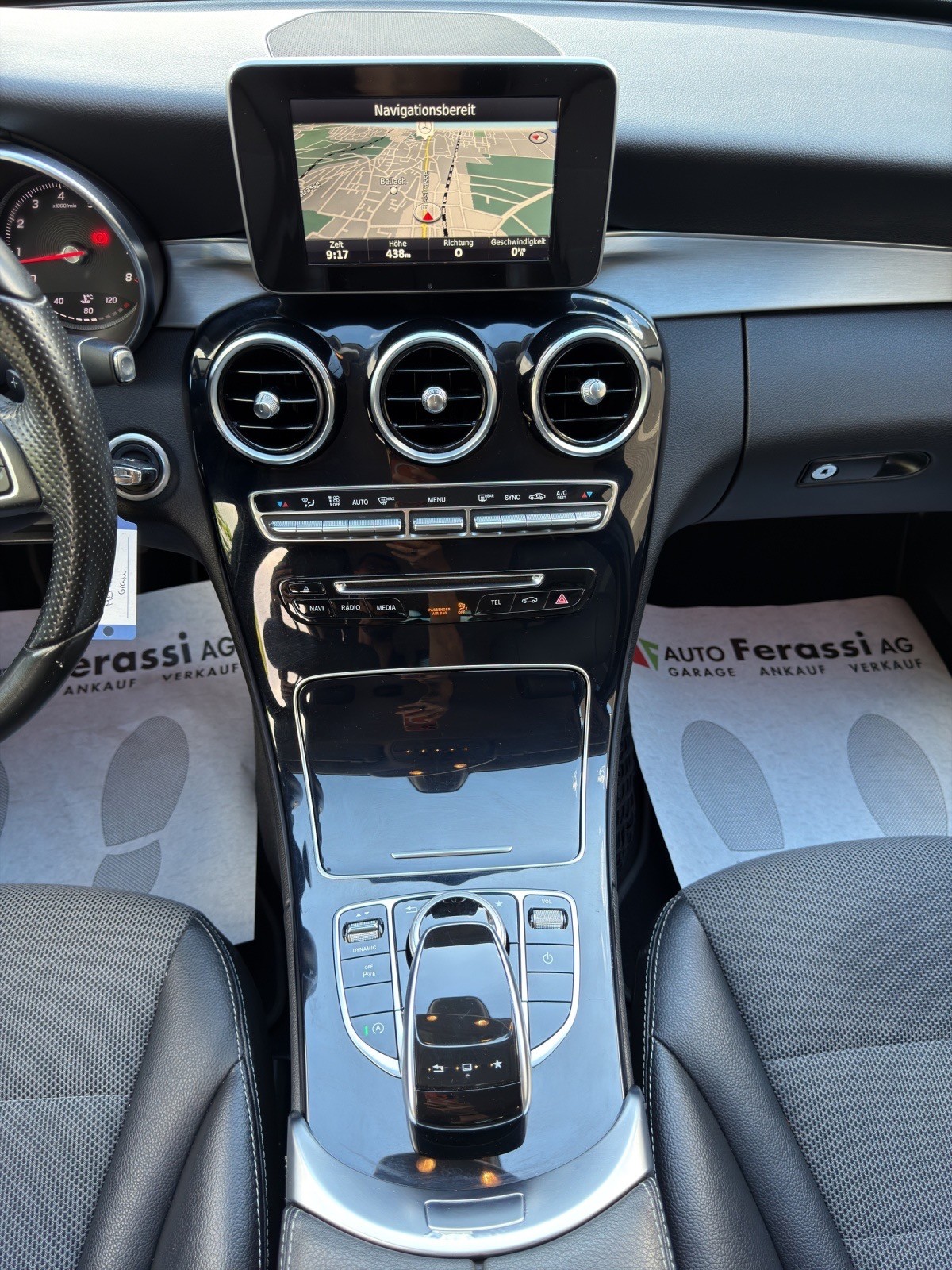 MERCEDES-BENZ C 200 Avantgarde 4Matic 7G-Tronic-image-15