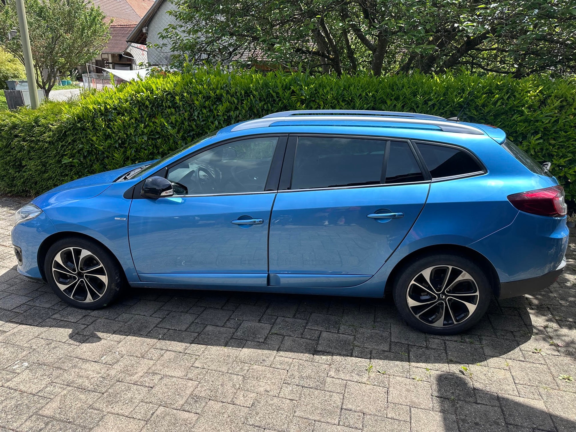 RENAULT 1.2 TCe 130 Bose S/S-image-2