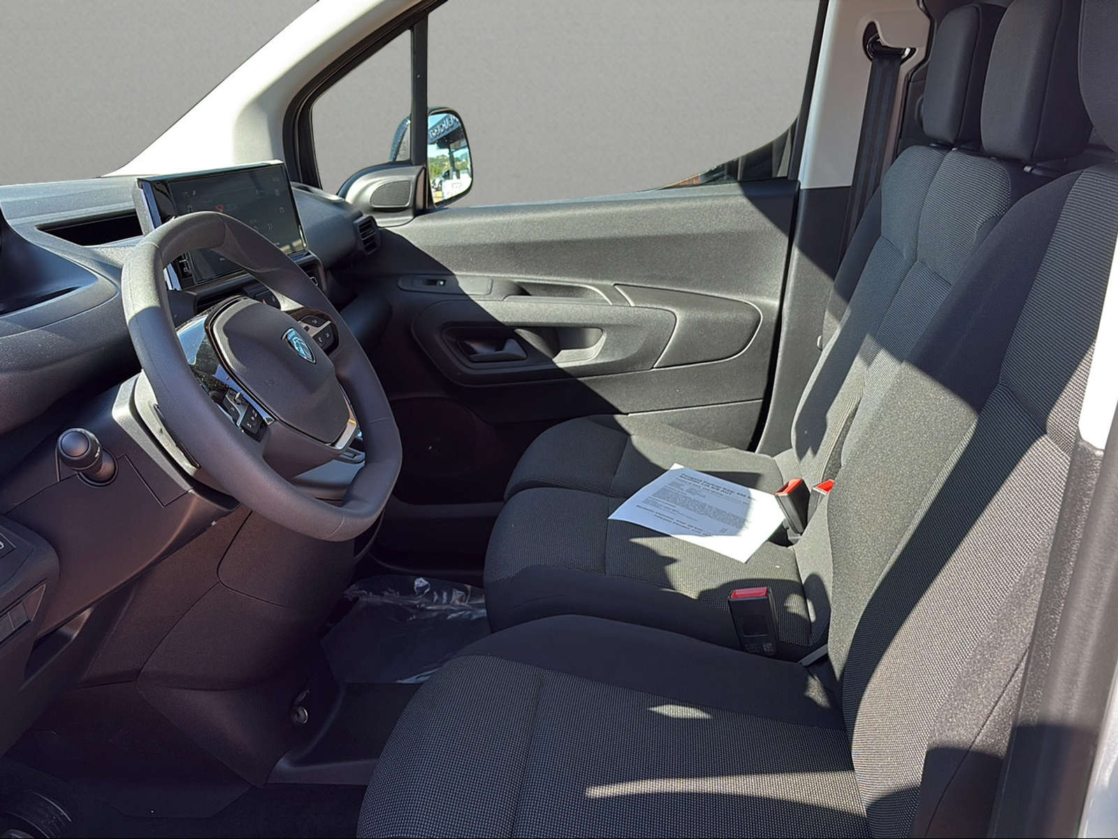 PEUGEOT Partner 1.5 Blue HDi Standard 650kg EAT8-showroom-element-3