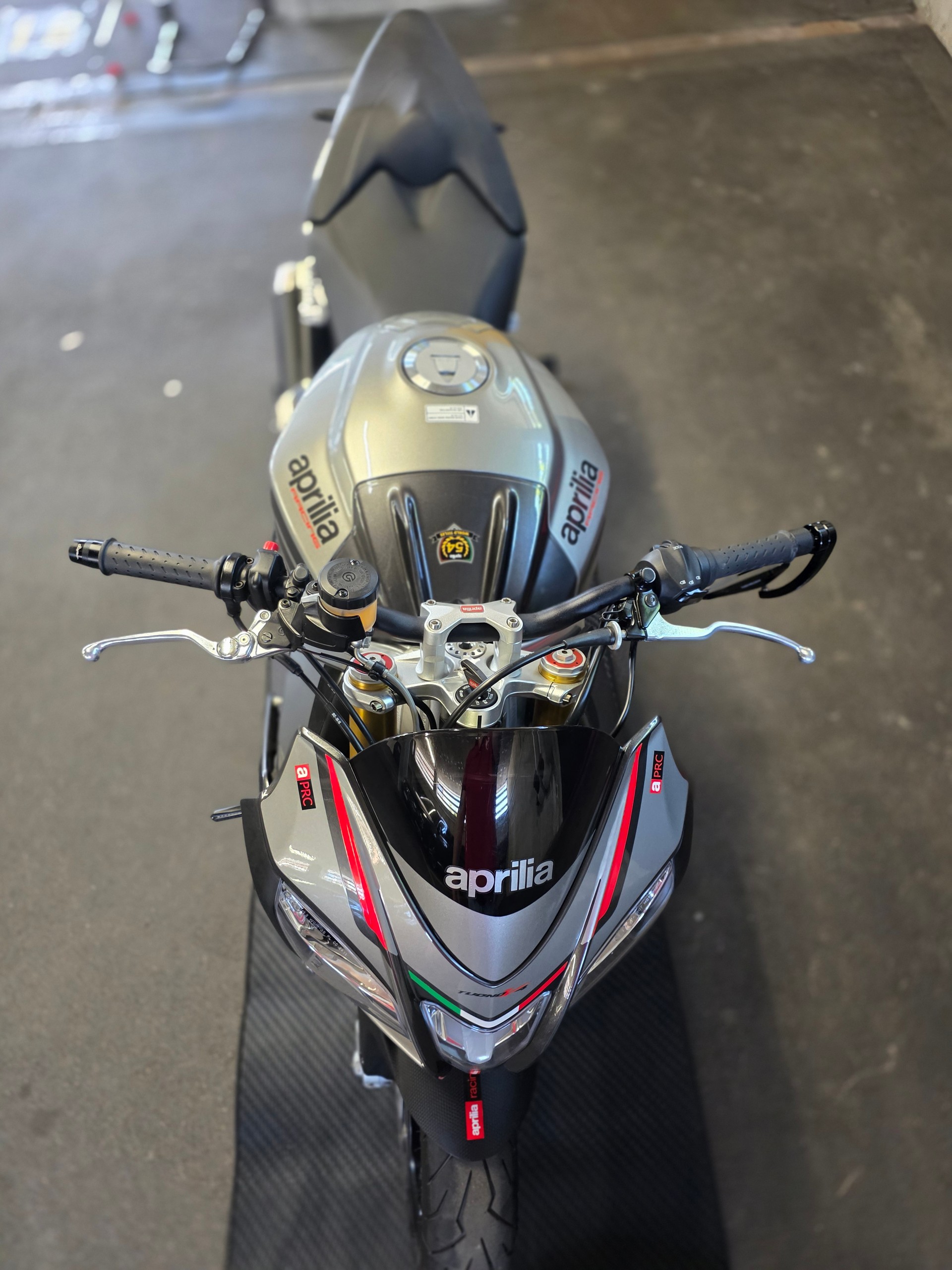 APRILIA Tuono V4 1100 R-image-3