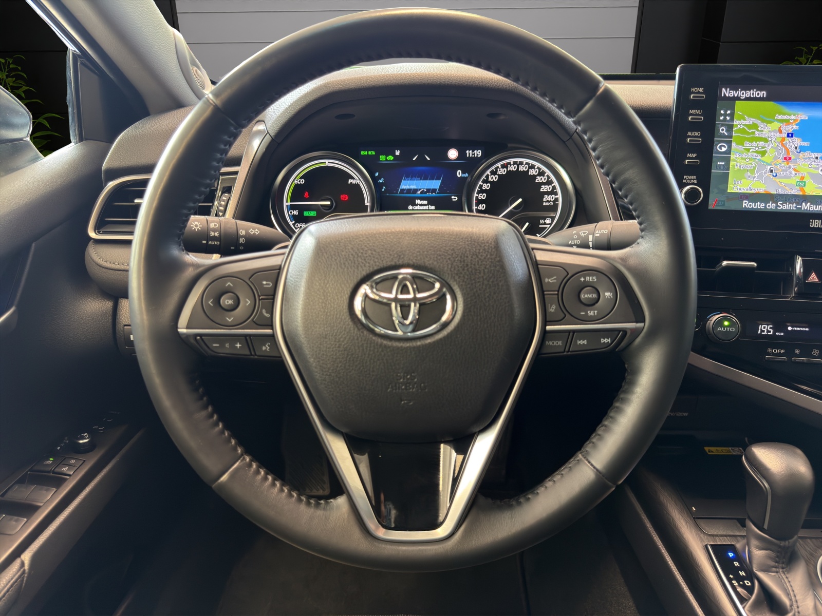 TOYOTA Camry 2.5 HSD e-CVT Prem.-image-8