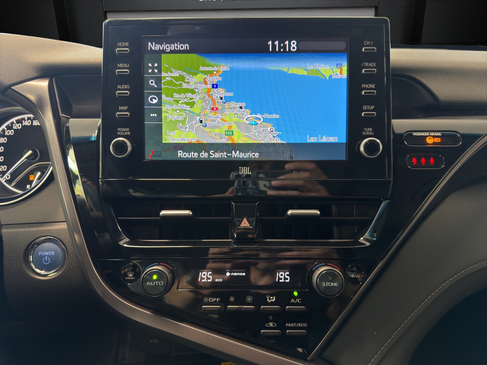 TOYOTA Camry 2.5 HSD e-CVT Prem.-image-11