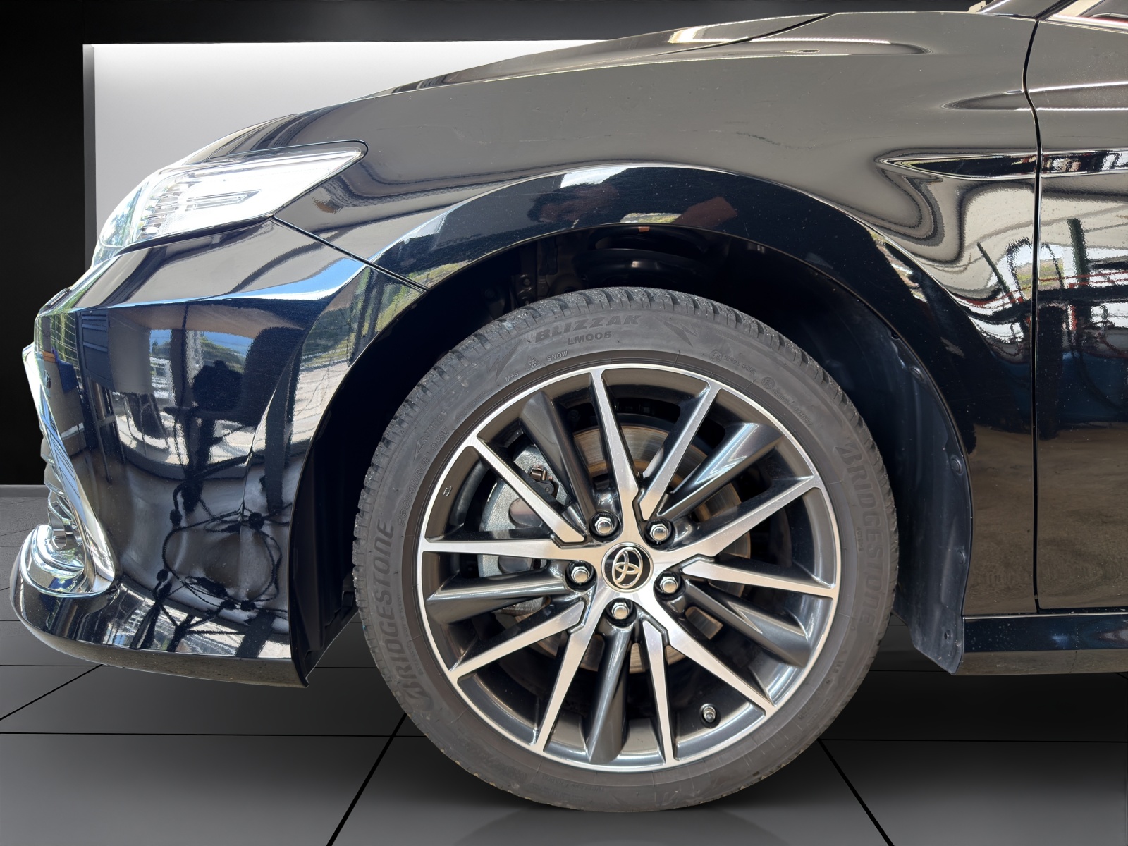 TOYOTA Camry 2.5 HSD e-CVT Prem.-image-5