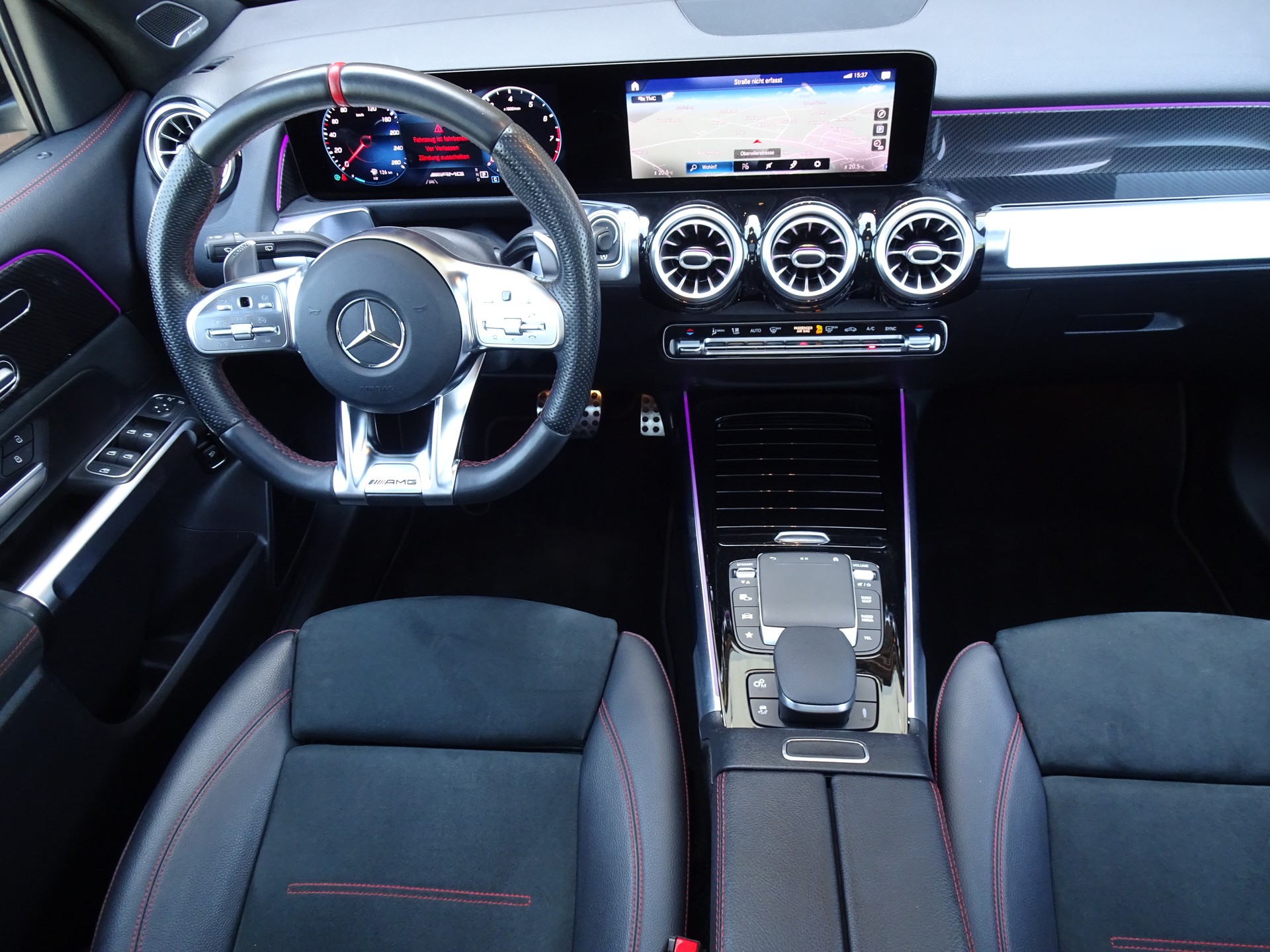 MERCEDES-BENZ GLB 35 AMG 4 MATIC 8G-Tronic-image-11