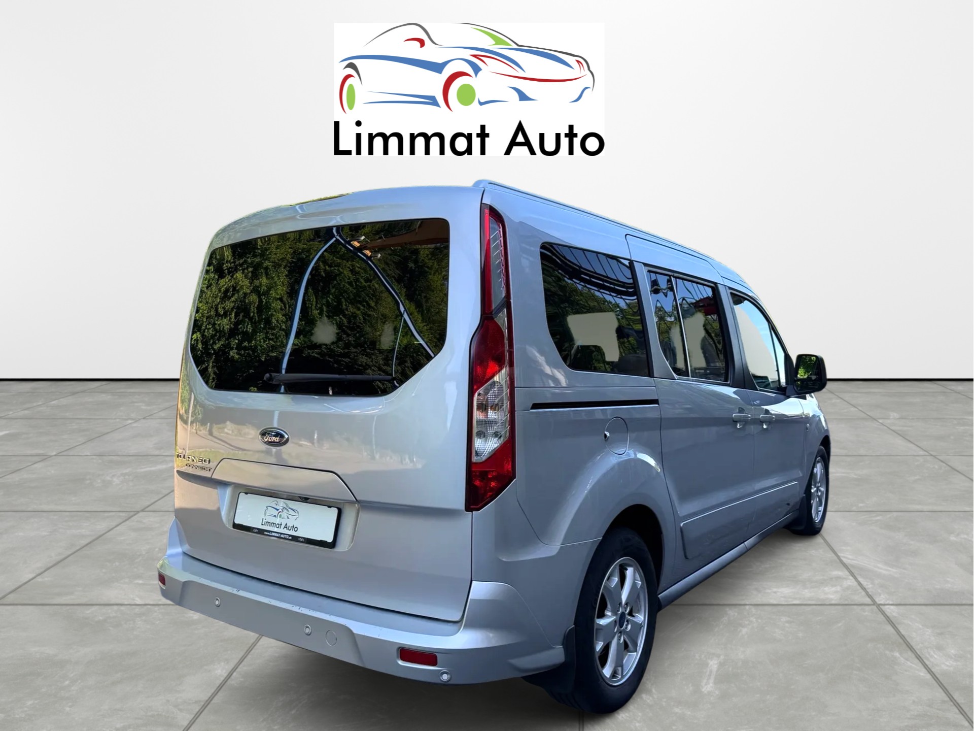 FORD Grand Tourneo Connect 1.5 TDCi Titanium Powershift-image-4