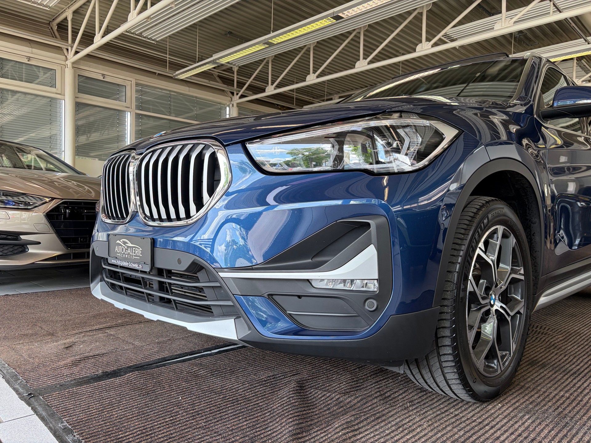BMW X1 xDrive 20d xLine | CH | Gratis Service | Navi Plus | LED | PANORAMA | Leder Oyster | TOP AUSSTATTUNG | AHK |-image-35
