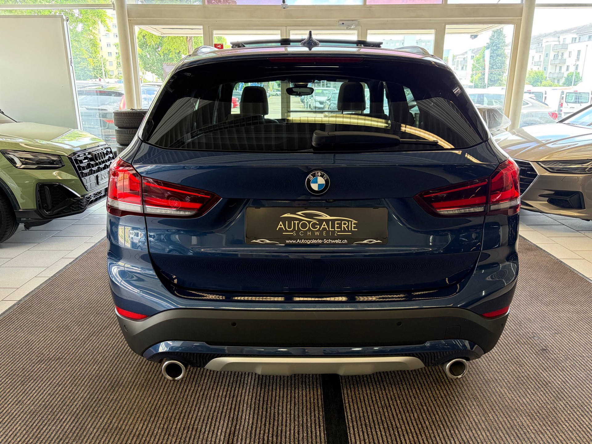 BMW X1 xDrive 20d xLine | CH | Gratis Service | Navi Plus | LED | PANORAMA | Leder Oyster | TOP AUSSTATTUNG | AHK |-image-22