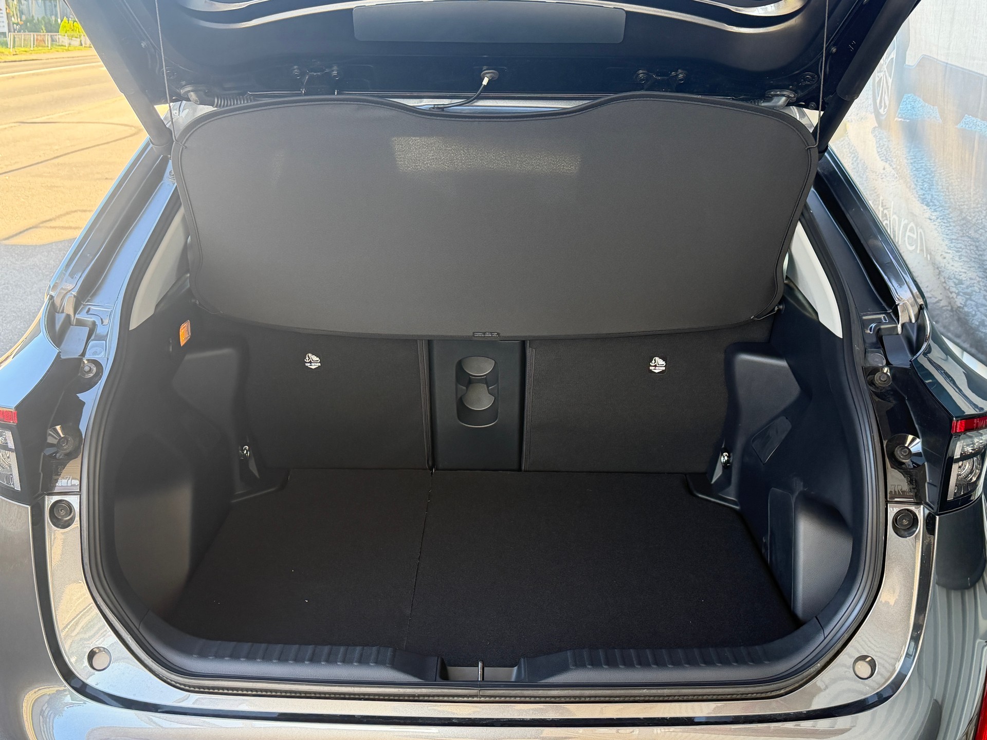 TOYOTA Yaris Cross 1.5 Premium FWD-image-6