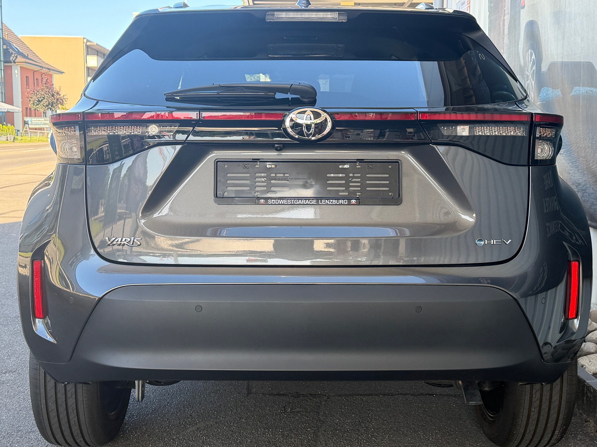 TOYOTA Yaris Cross 1.5 Premium FWD-image-5