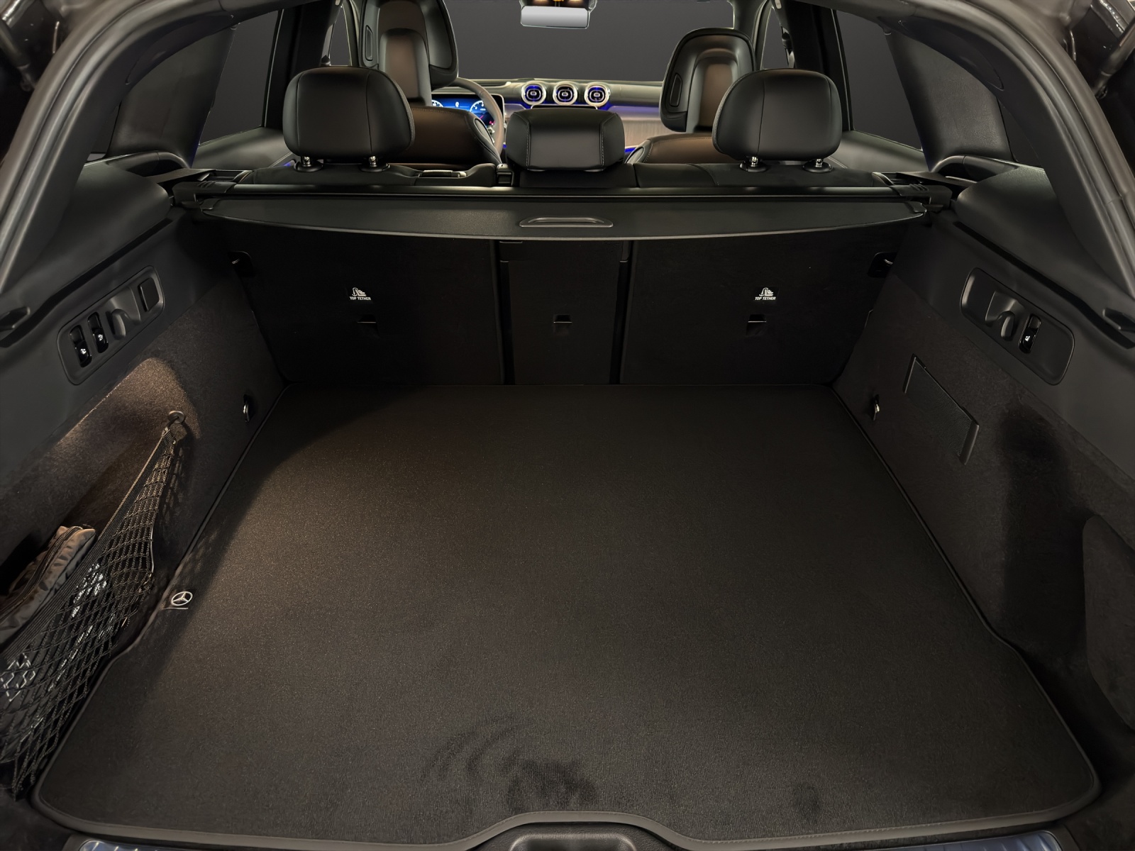 MERCEDES-BENZ GLC 300 d 4Matic 9G-Tronic-image-16