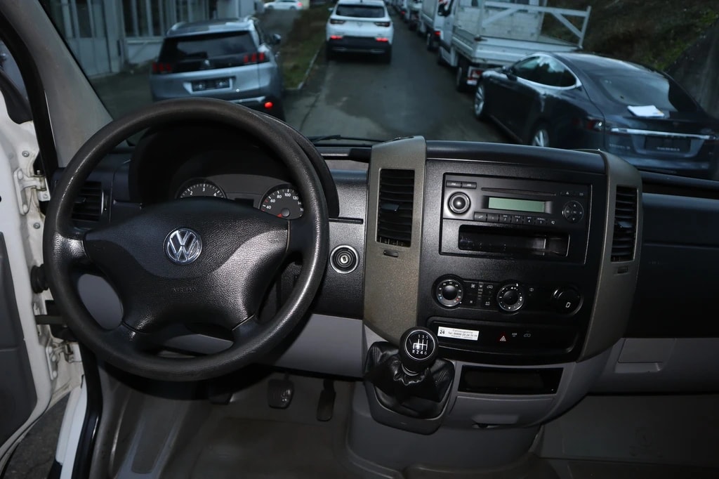 VW Crafter 35 2.0 TDI CR** Kran**7-Plätzer**AHK*-image-6