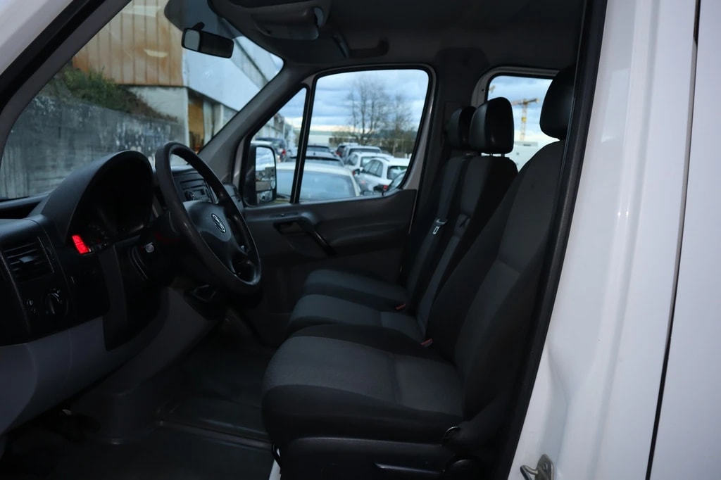VW Crafter 35 2.0 TDI CR** Kran**7-Plätzer**AHK*-image-8