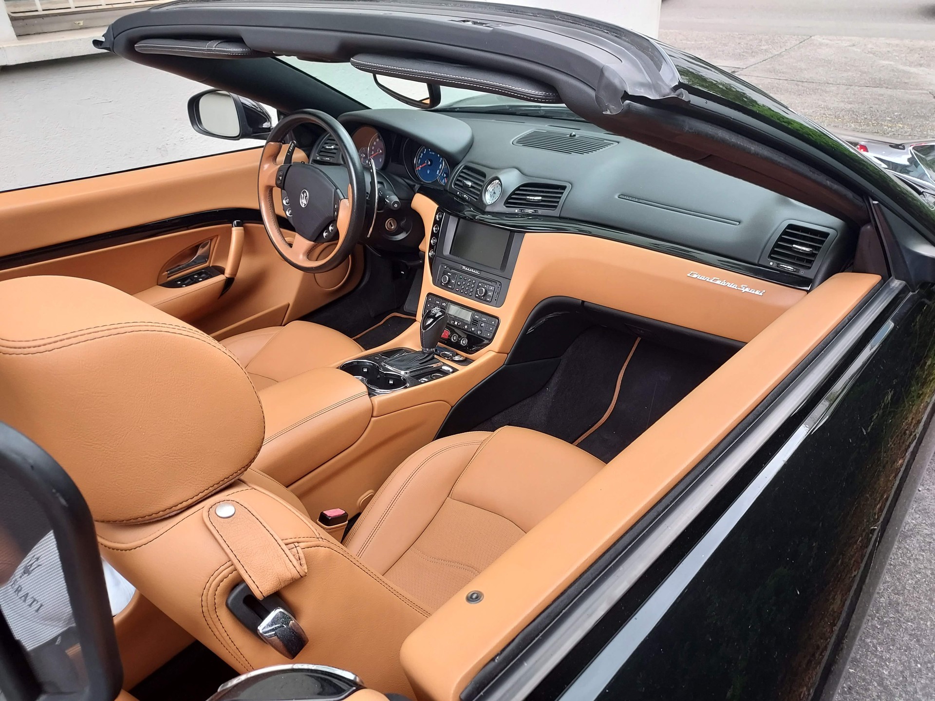 MASERATI GranCabrio Sport Automatica-image-5