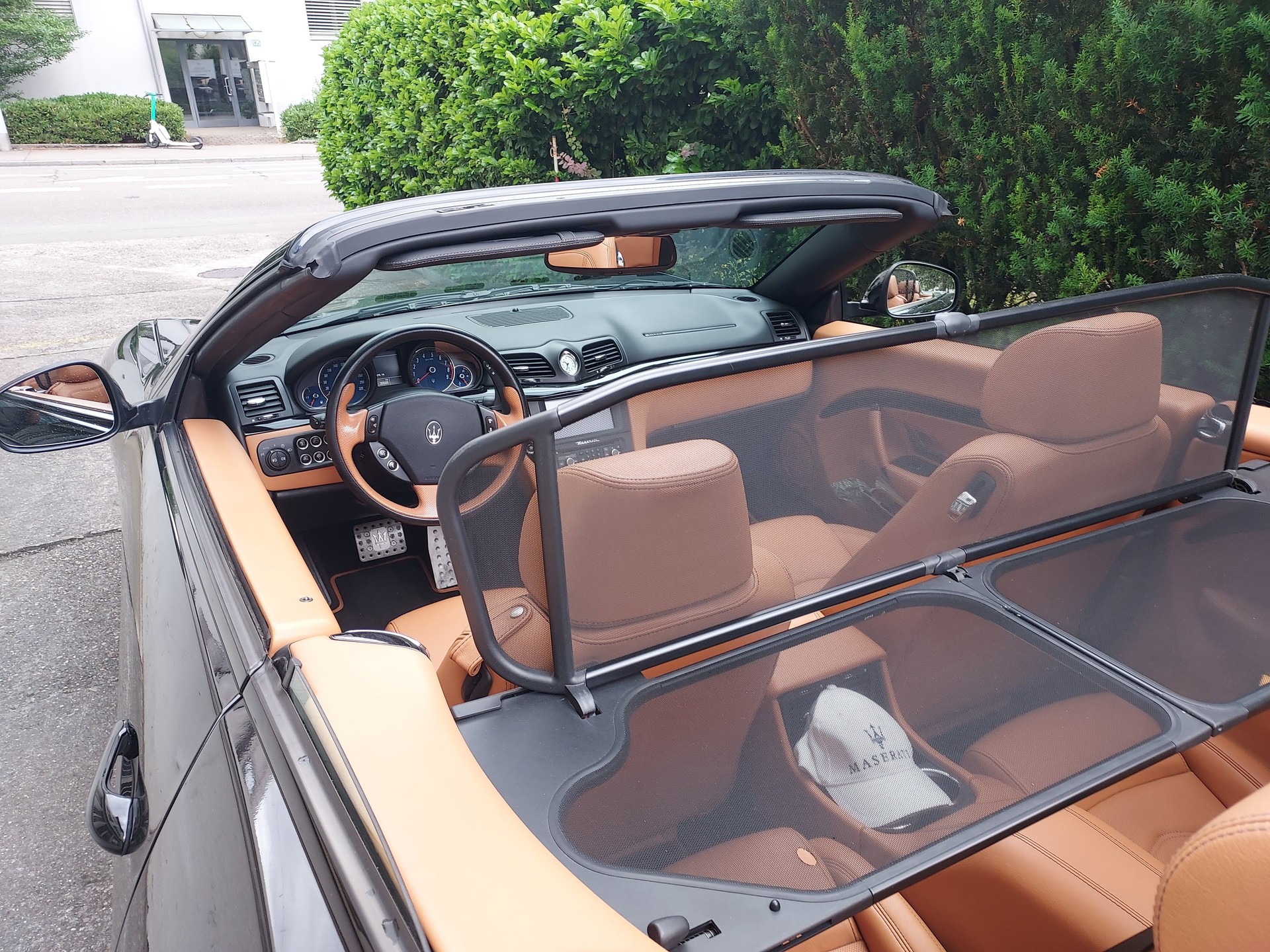MASERATI GranCabrio Sport Automatica-image-4