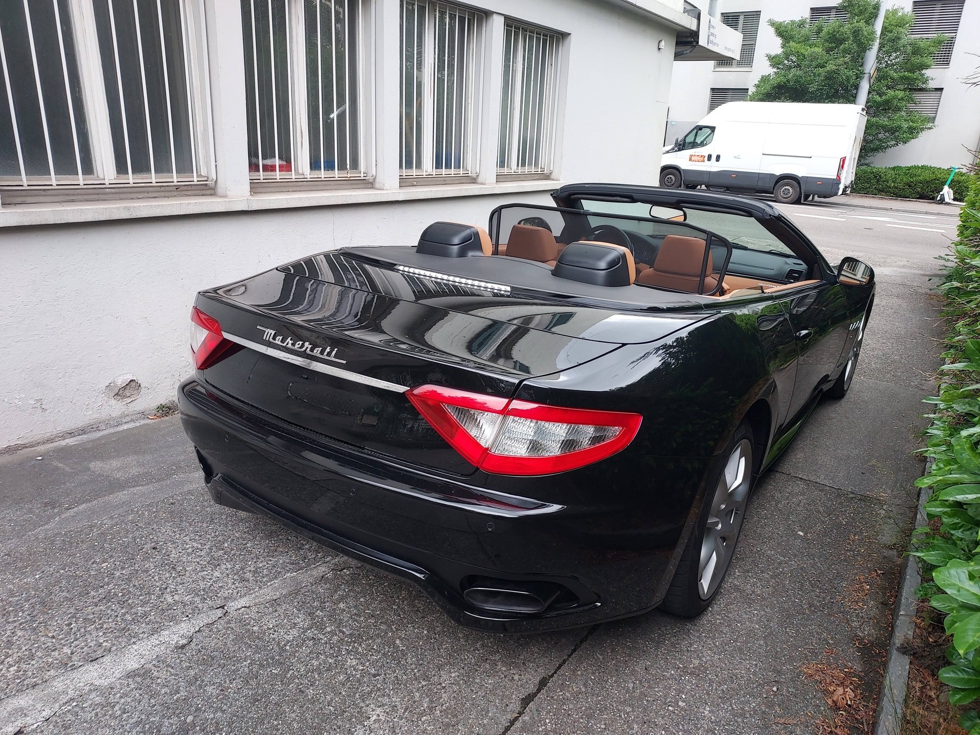 MASERATI GranCabrio Sport Automatica-image-3