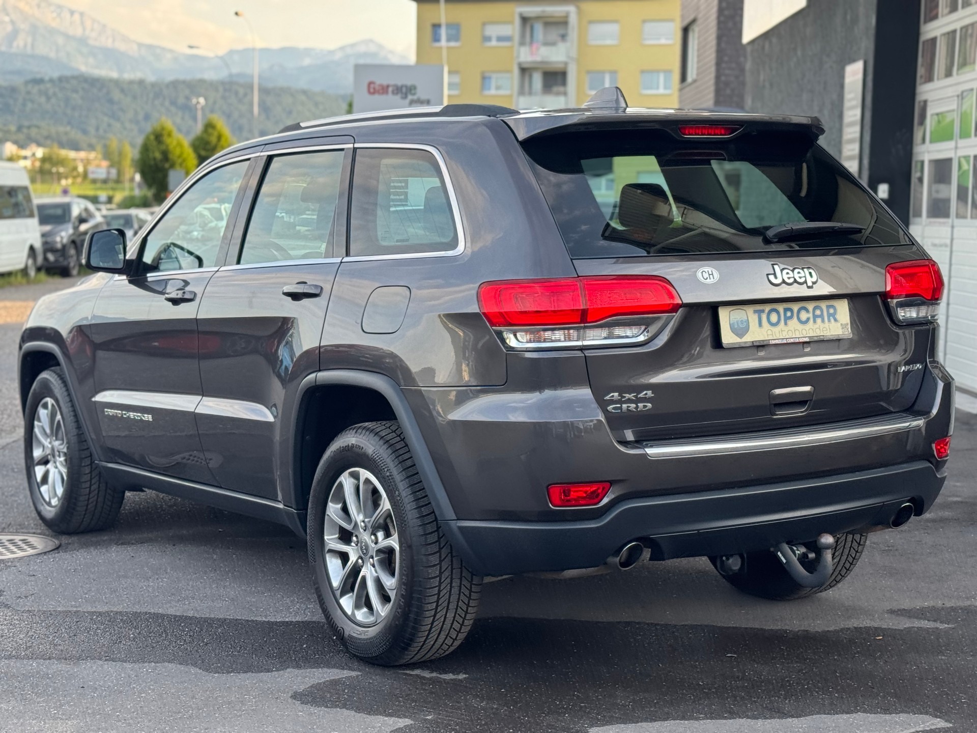 JEEP Grand Cherokee 3.0 CRD Laredo Automatic-image-2