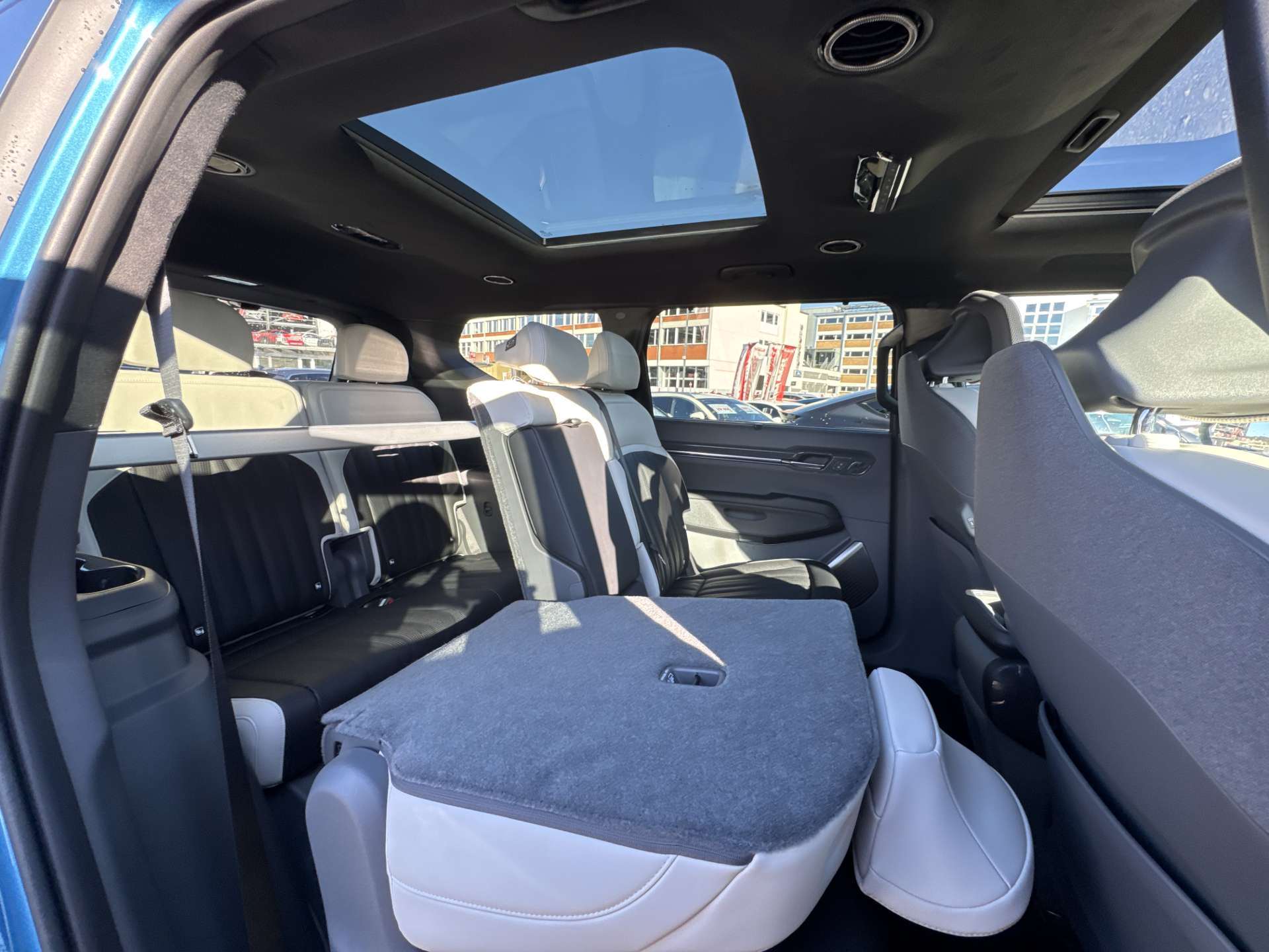 KIA EV9 99,8 kWh GT-Line 385PS 7-Plätzer 4x4 Automat-image-6