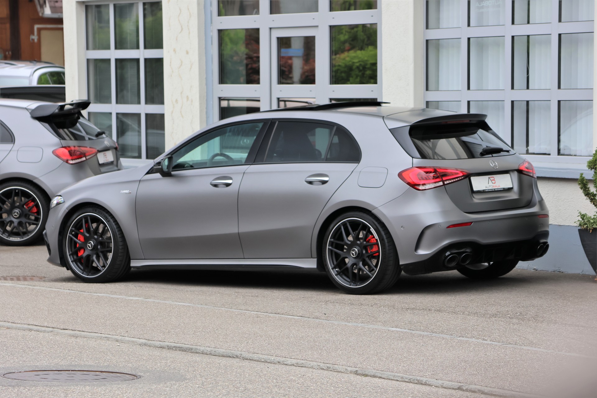 MERCEDES-BENZ A 45 S AMG 4Matic+ Speedshift (CH) *DesignoMagno*-image-4