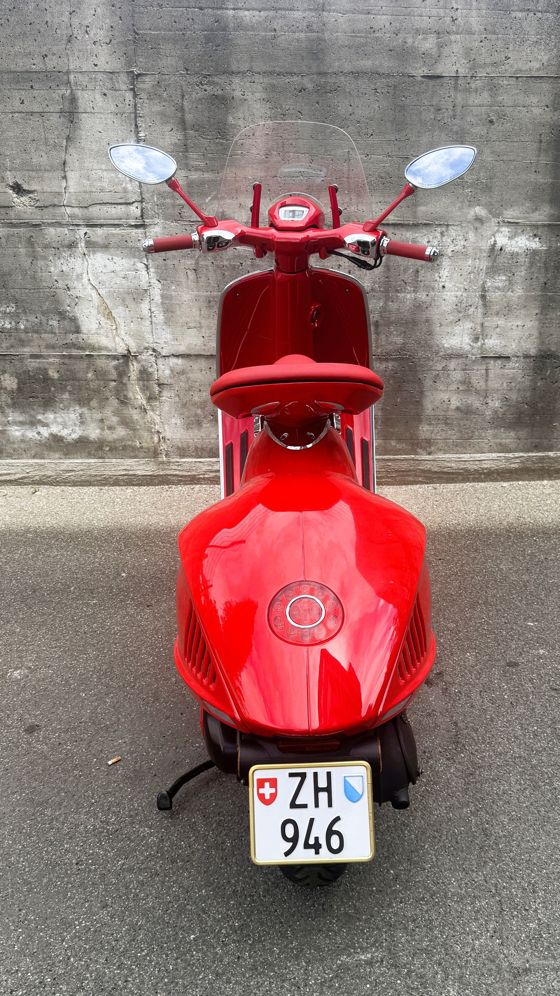 PIAGGIO Vespa 946 125 i.e. ABS Red-image-2