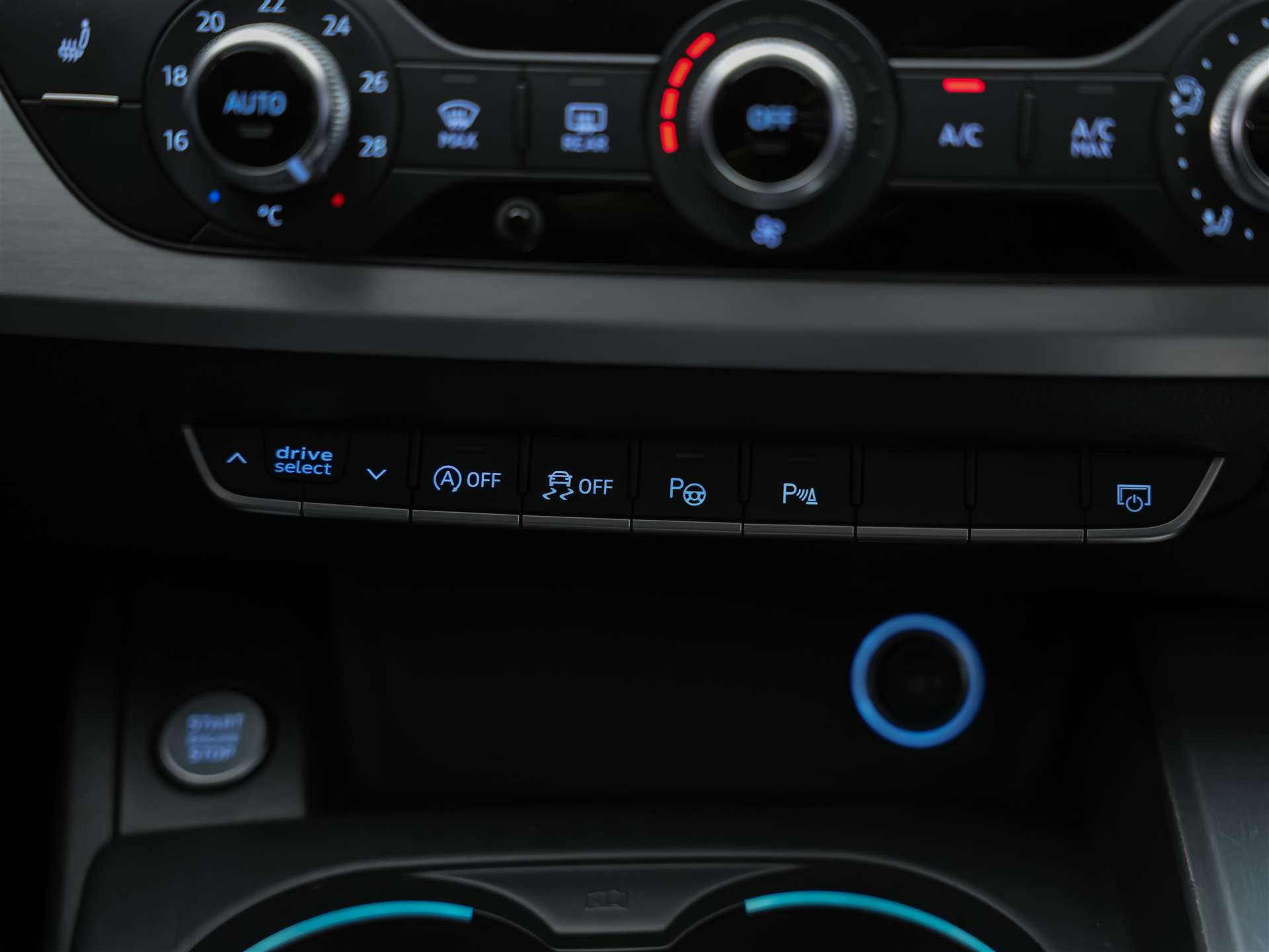 AUDI A5 Sportback 3.0 TDI Sport S-Line quattro tiptronic *Head Up Display*360° Kamera*Panorama*-image-25