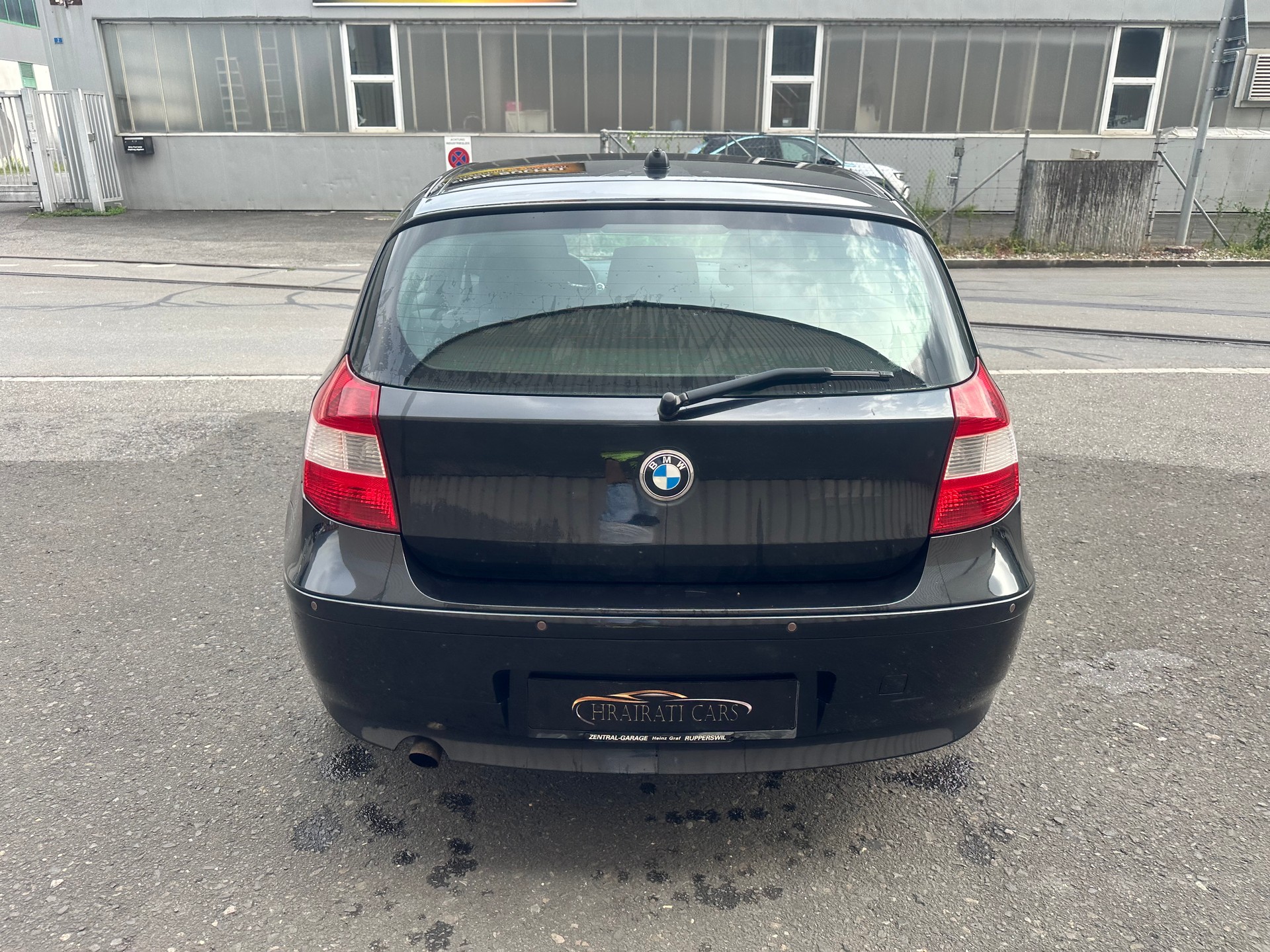 BMW 118i-image-5
